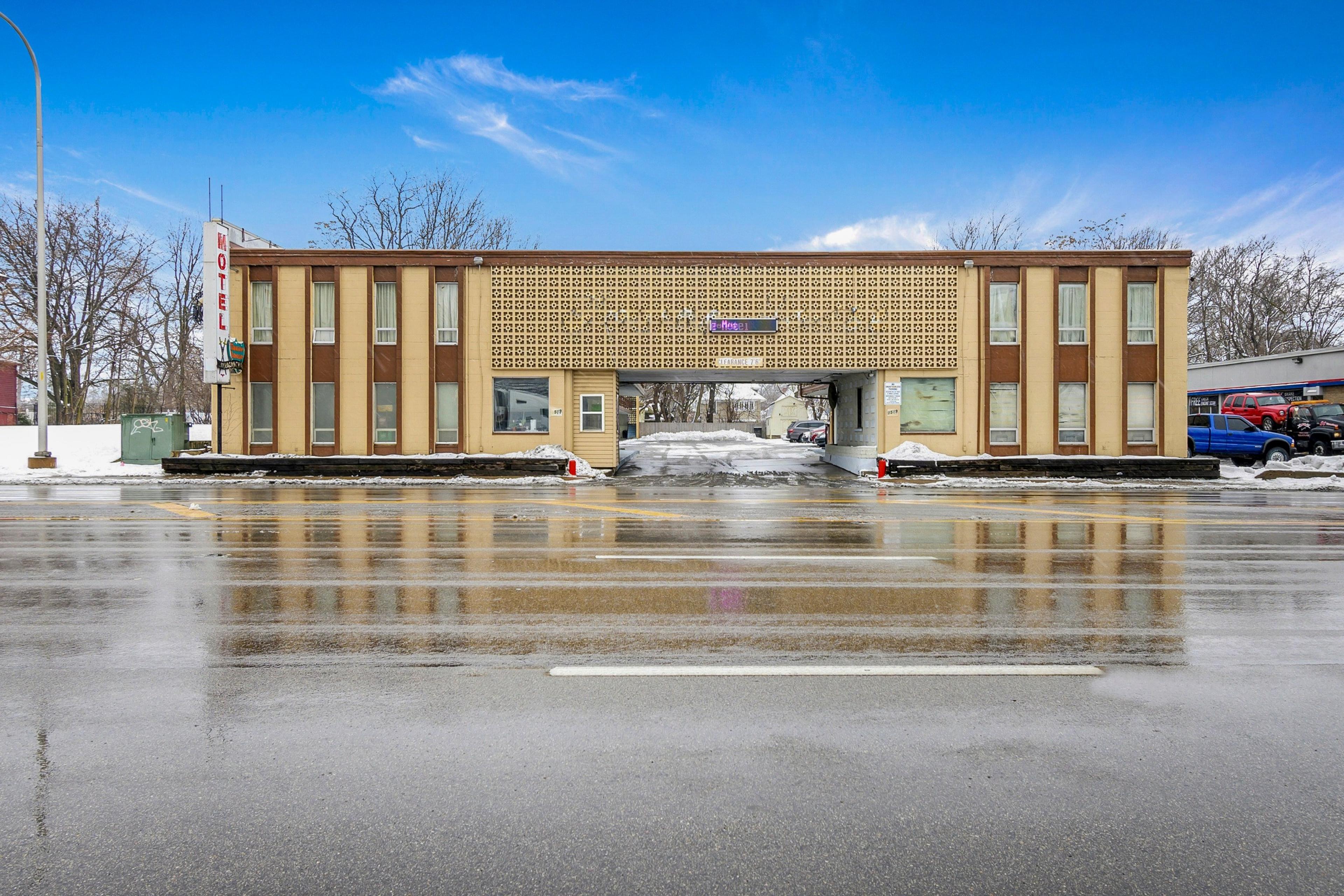 HOTEL PEORIA IL I 7