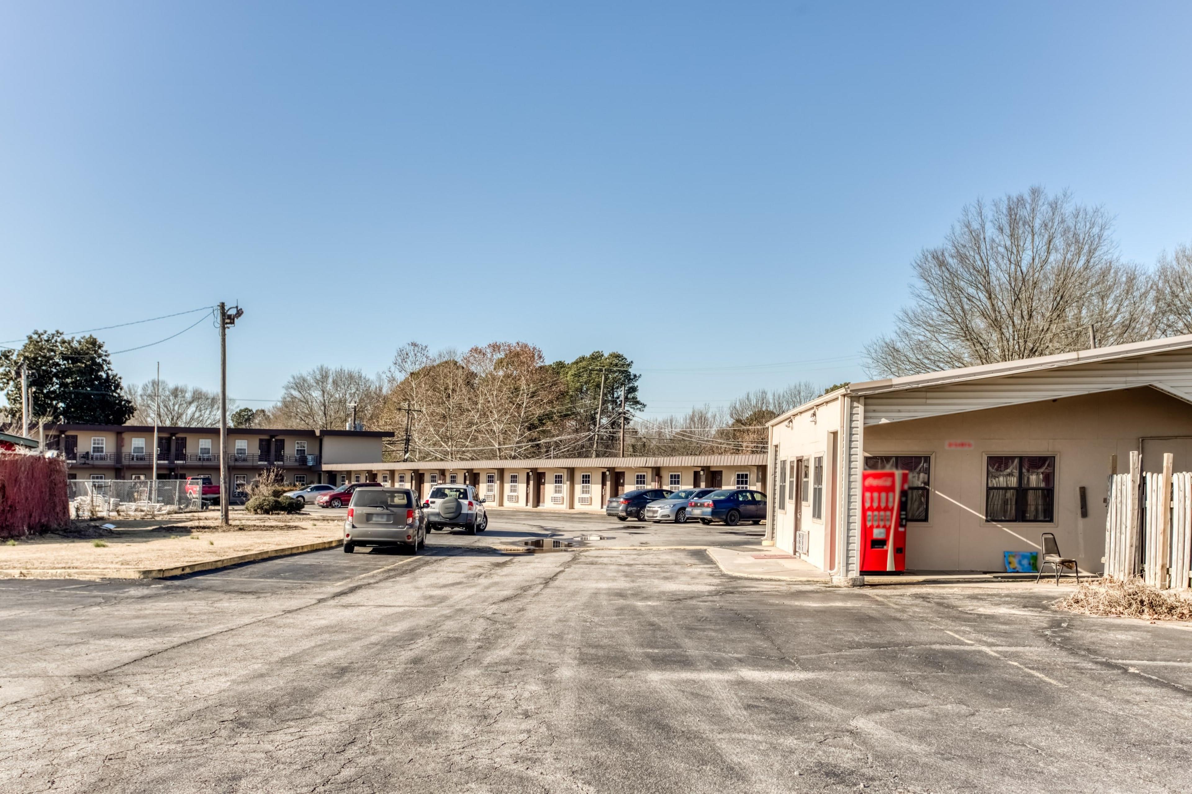 HOTEL BALD KNOB AR