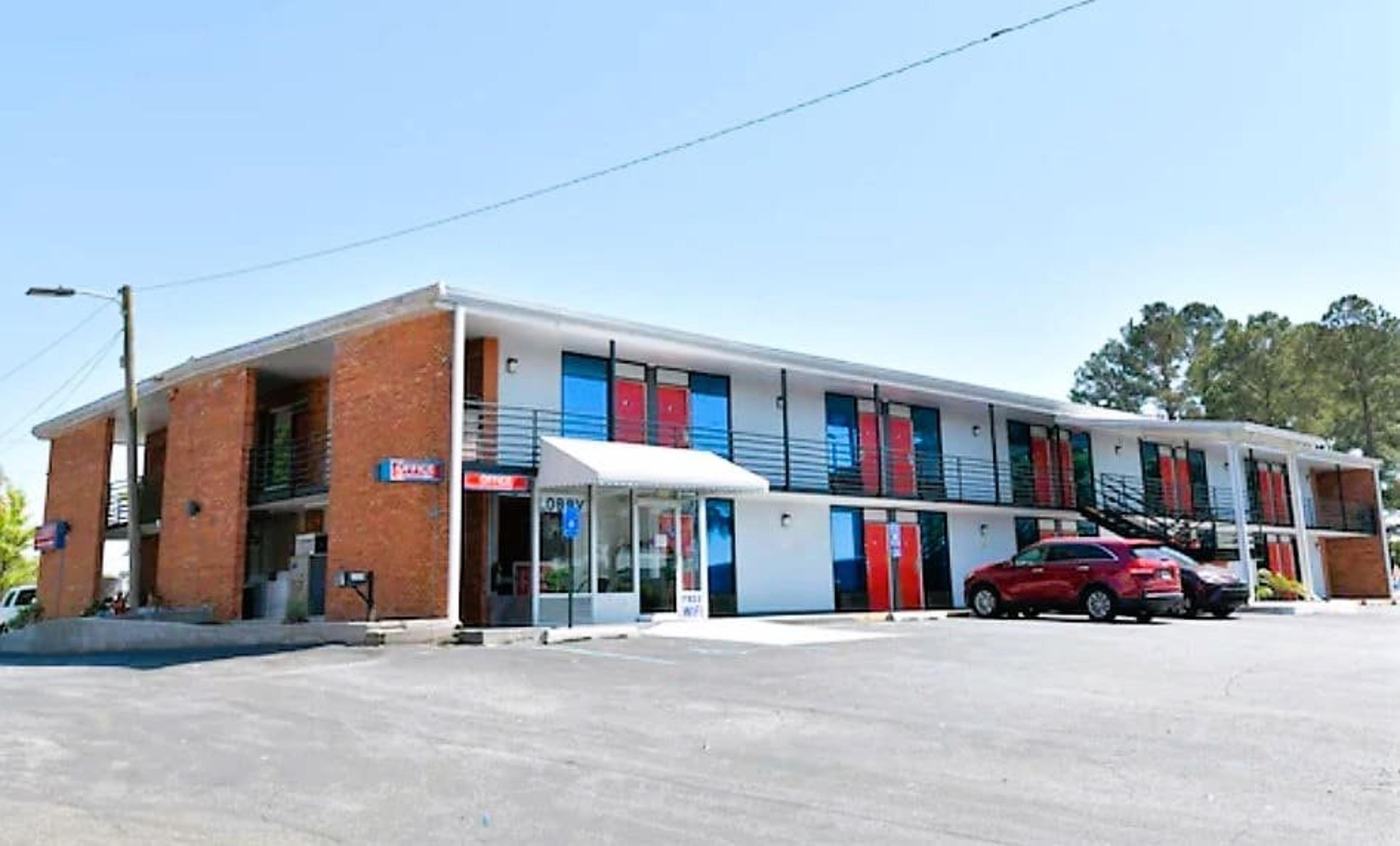 HOTEL VALDOSTA GA I 75