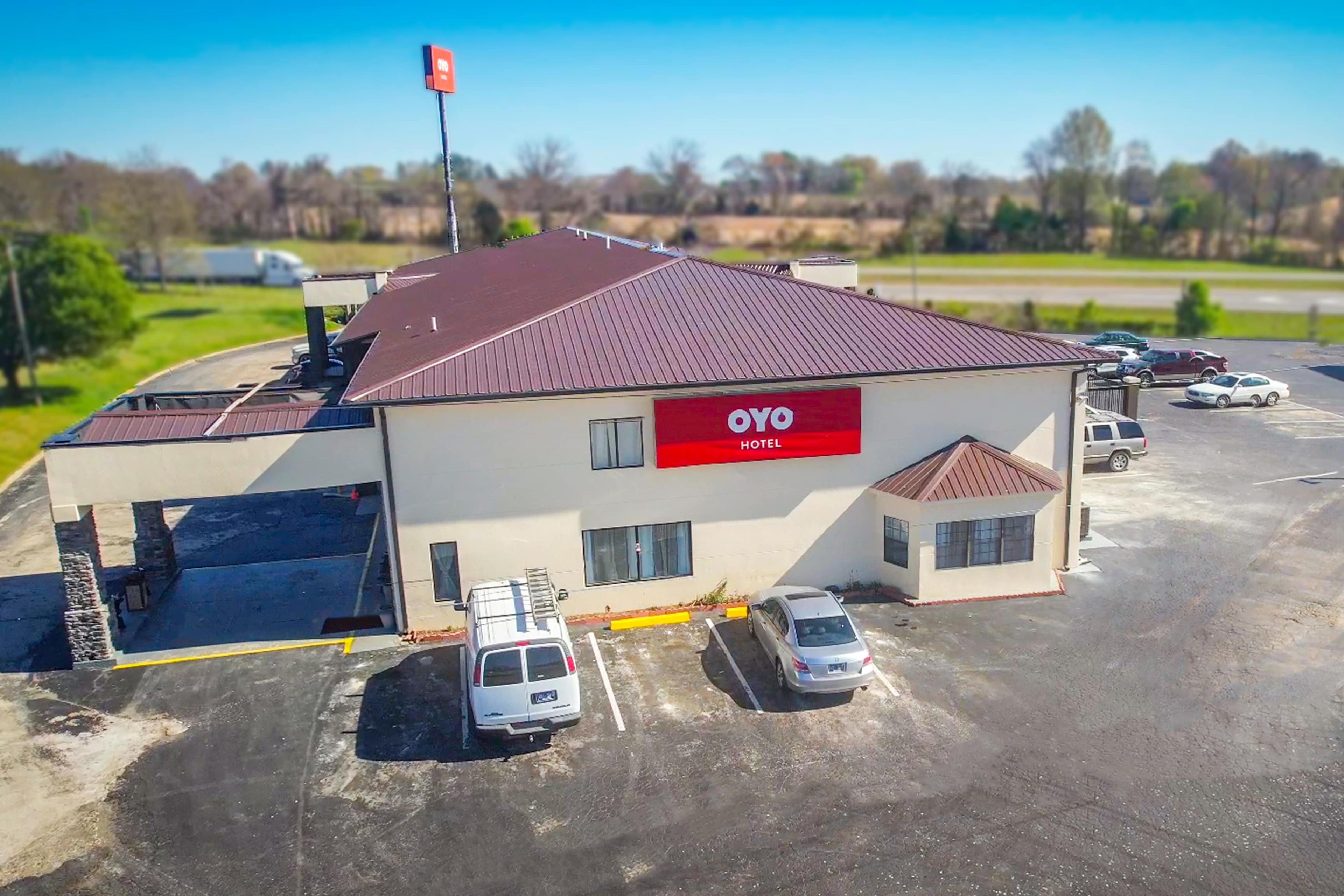 OYO HOTEL BROWNSVILLE TN I-40