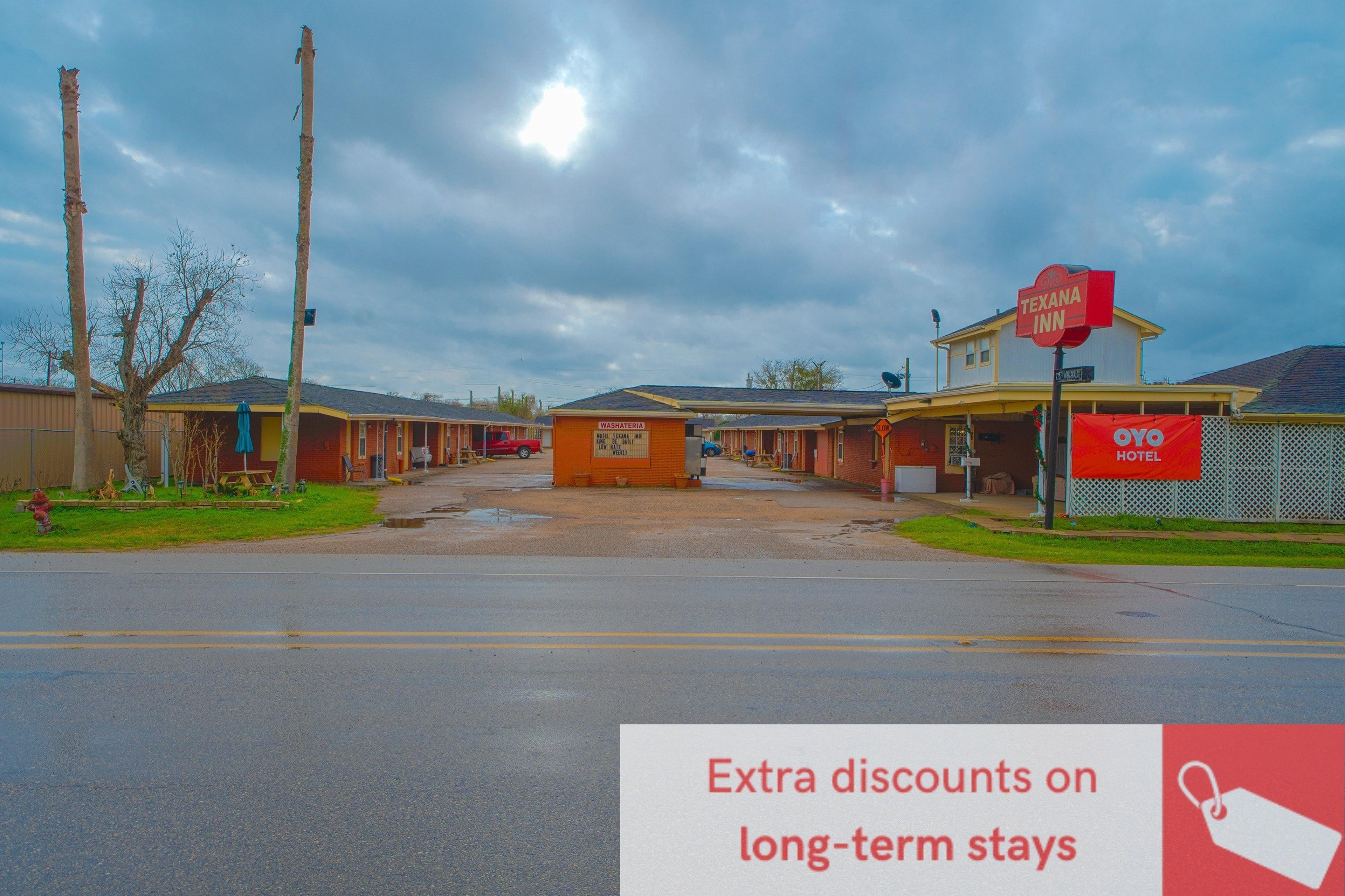 TEXANA INN EDNA BY OYO