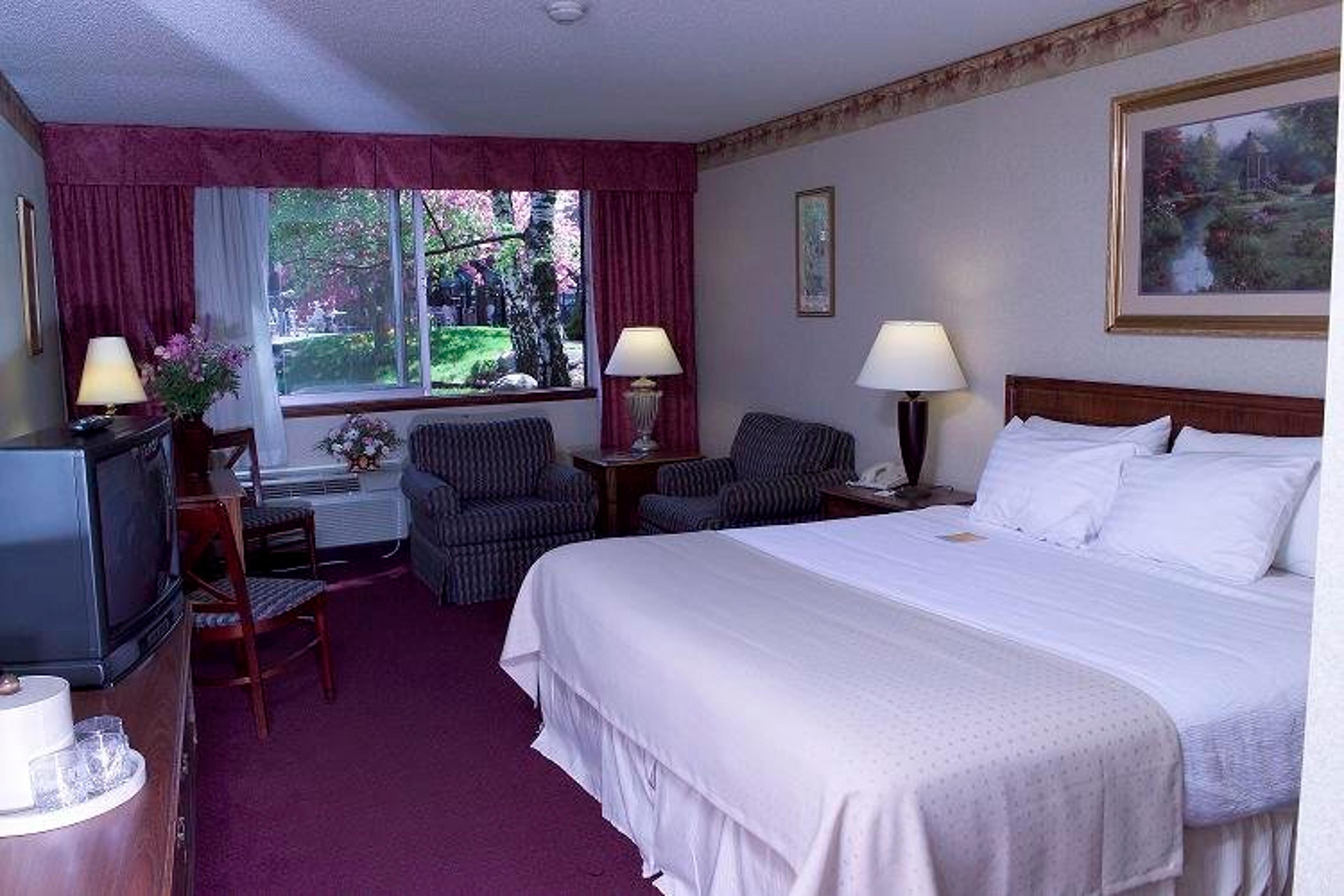 FIRESIDE INN SUITES PORTLAND