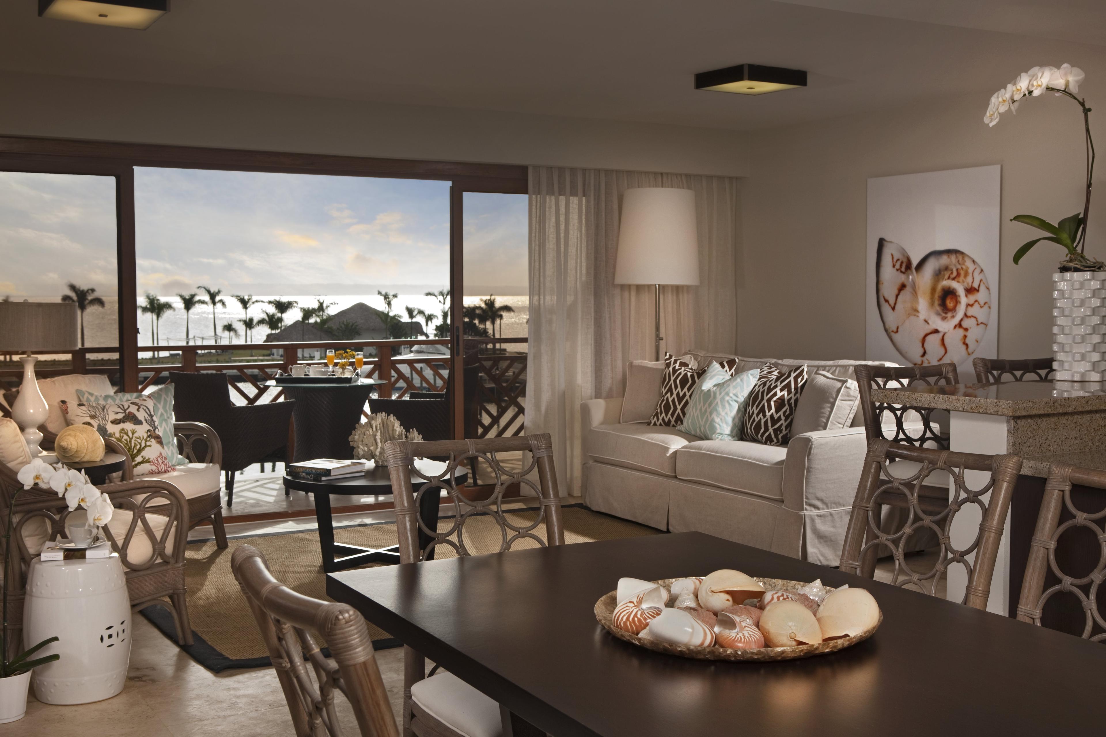 THE BANNISTER HOTEL