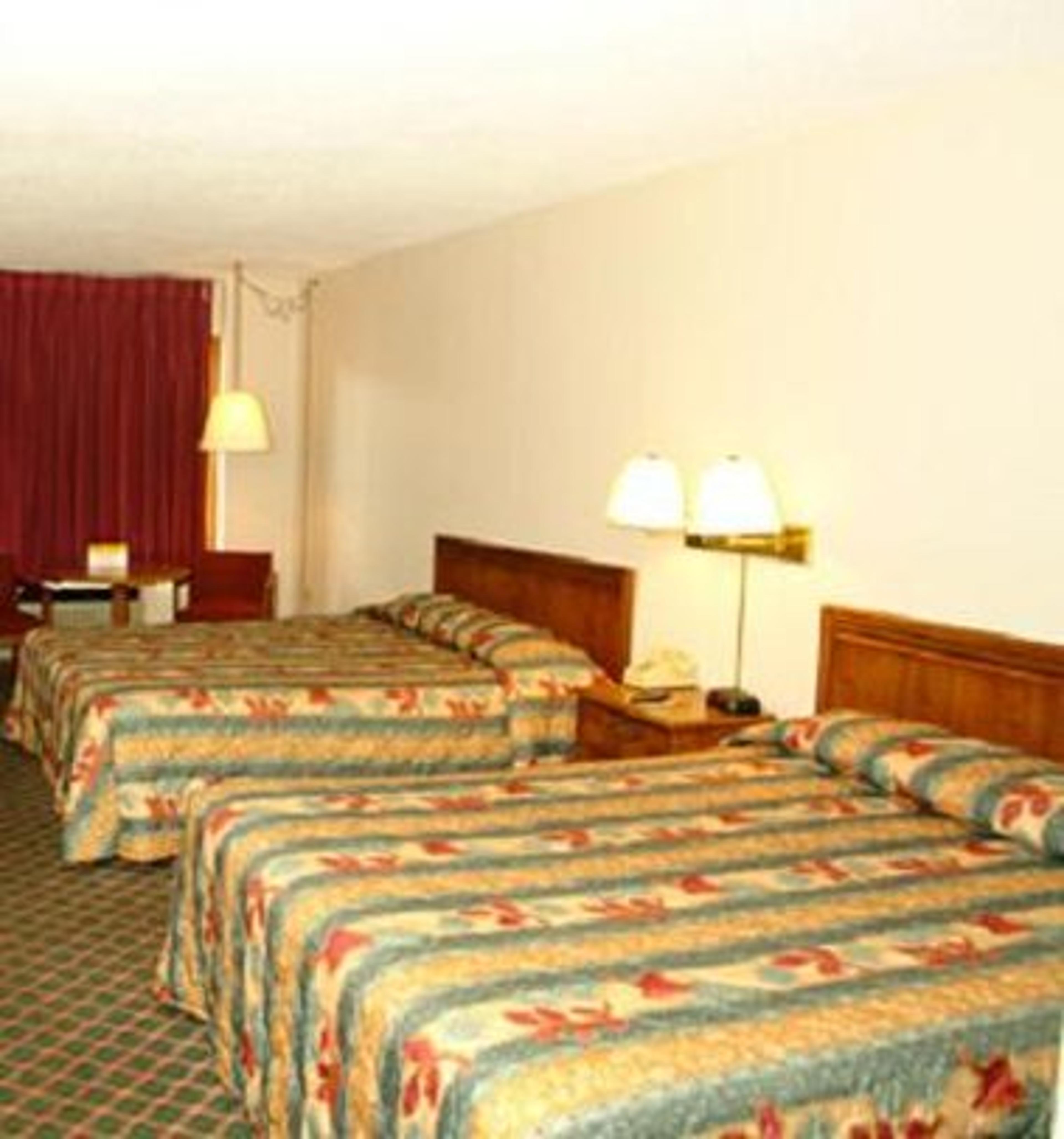 ARBORS AT ISLAND LANDING HOTEL