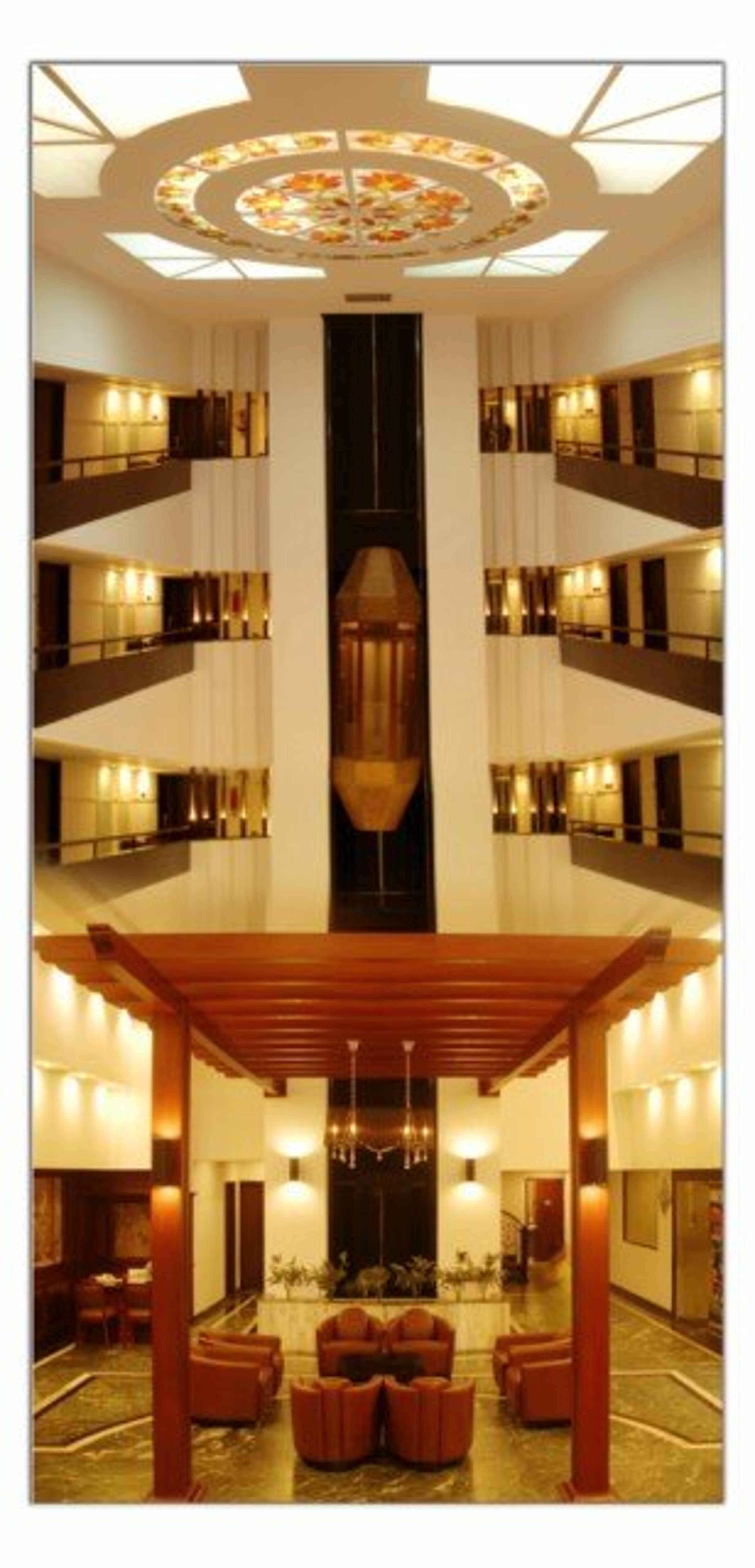 THE CENTRAL COURT HOTEL