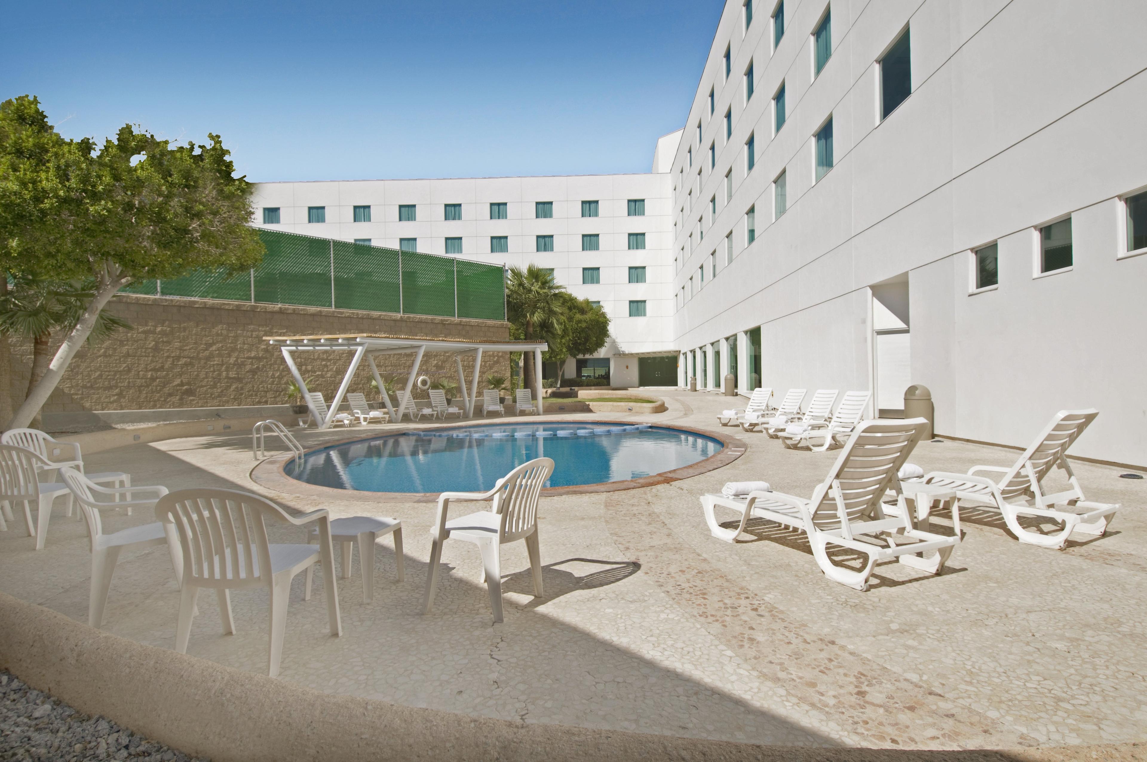 FIESTA INN MEXICALI