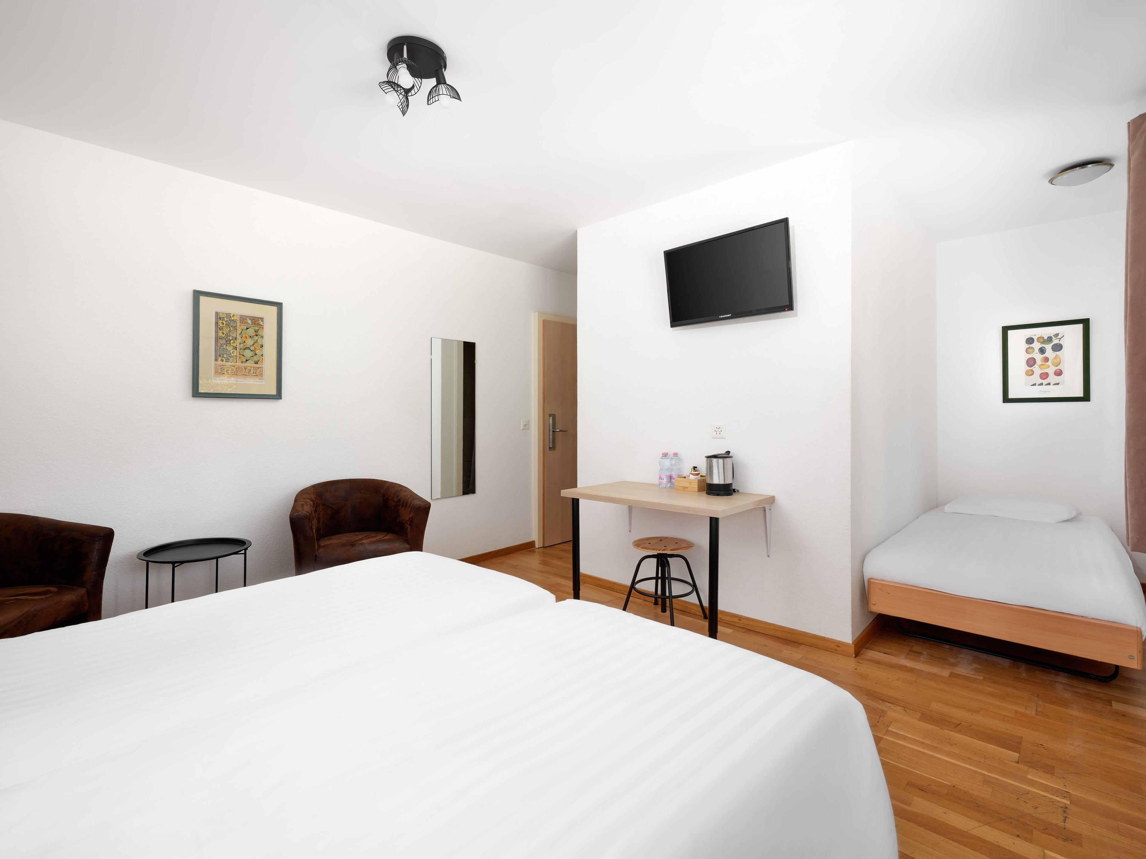 HOTEL BON PORT
