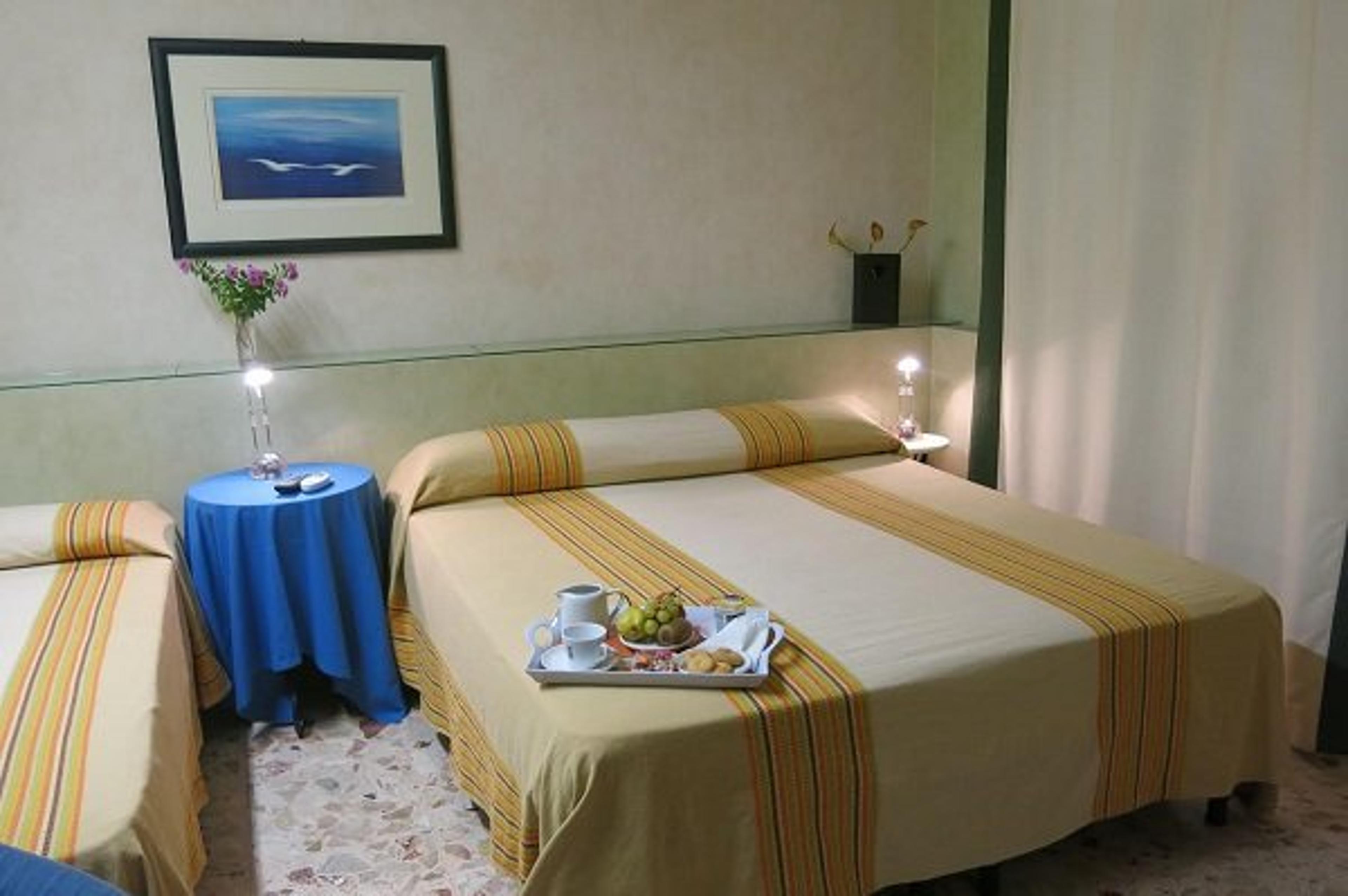 Mare Nostrum Petit Hotel
