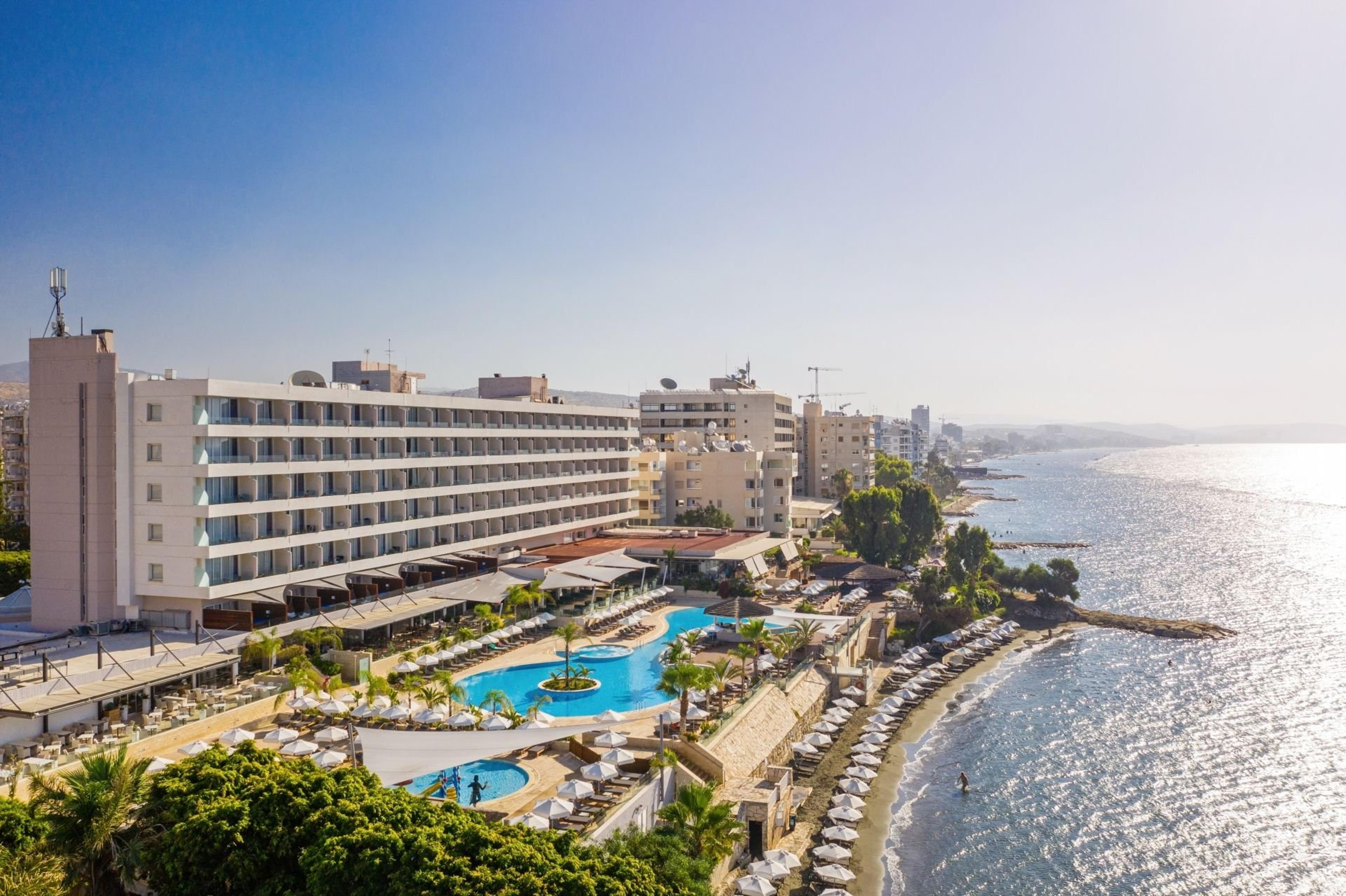 THE ROYAL APOLLONIA