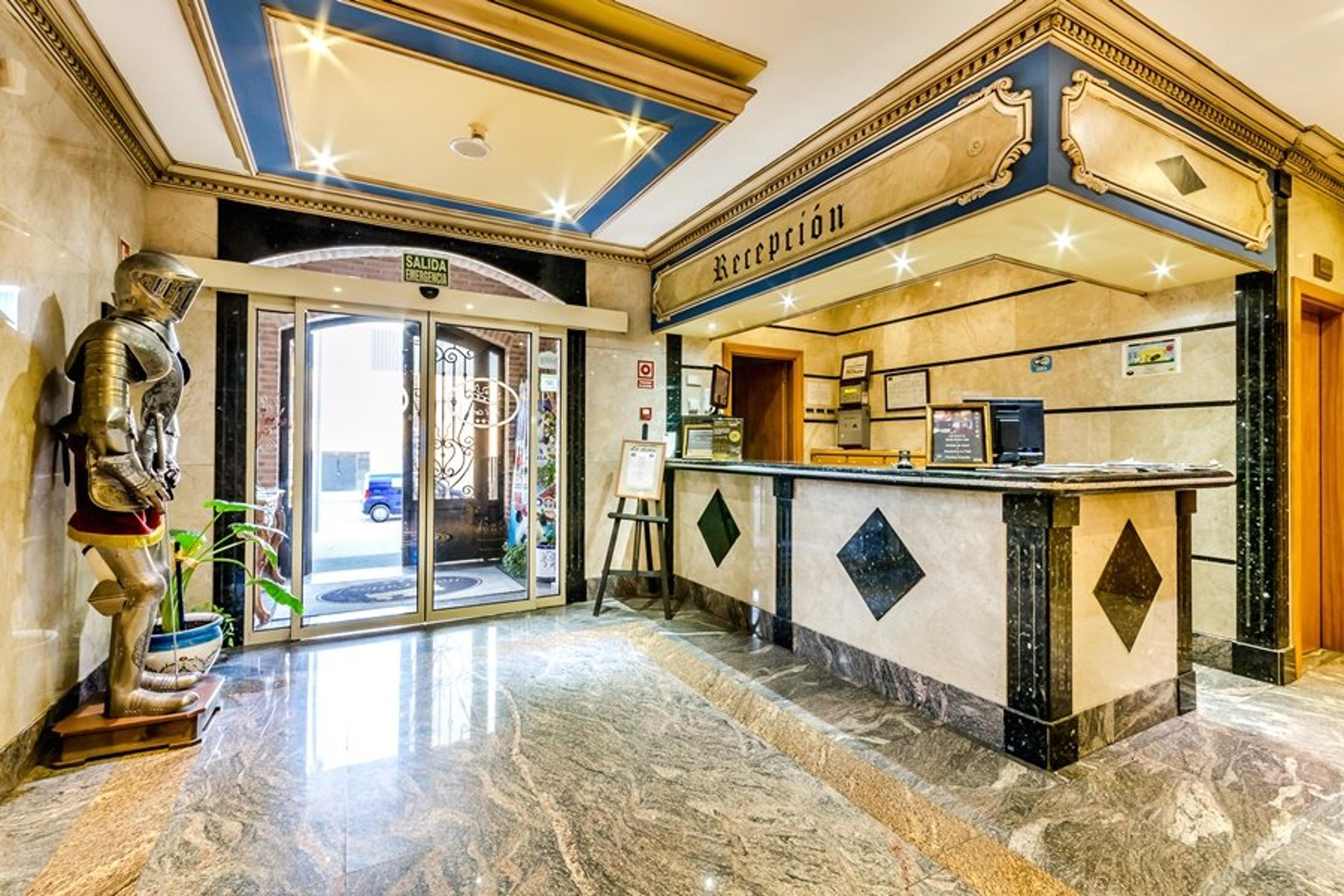 Hotel Photo 2