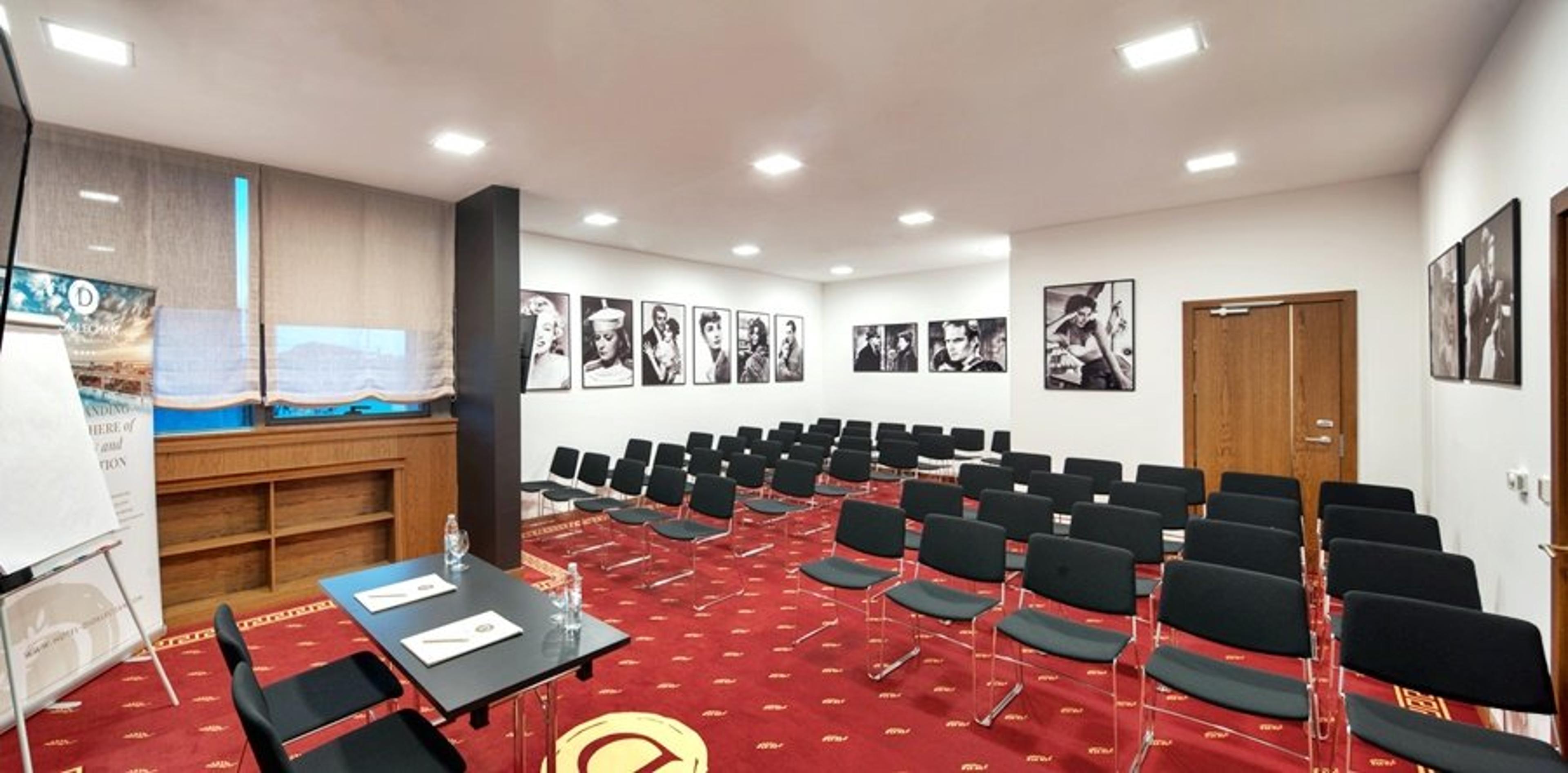 Hotel Photo 4