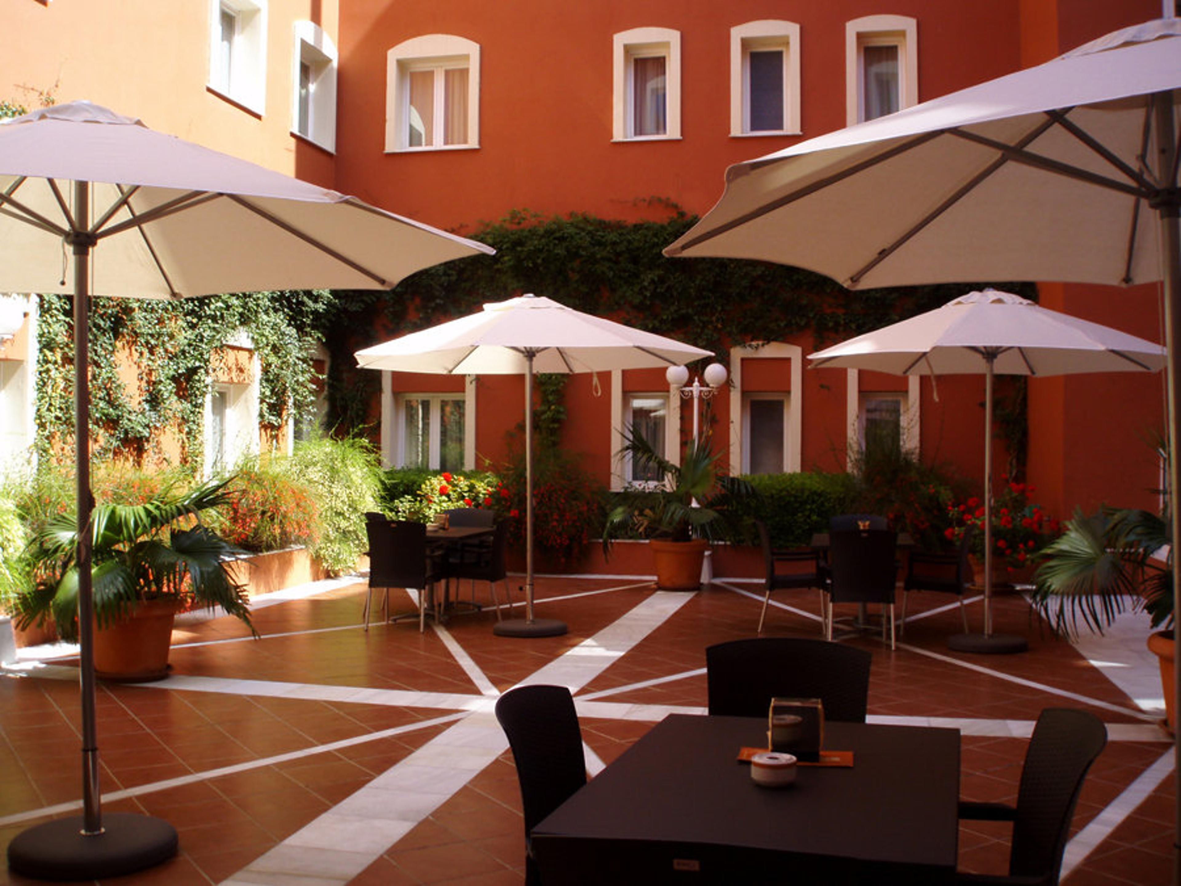 Hotel Photo 5