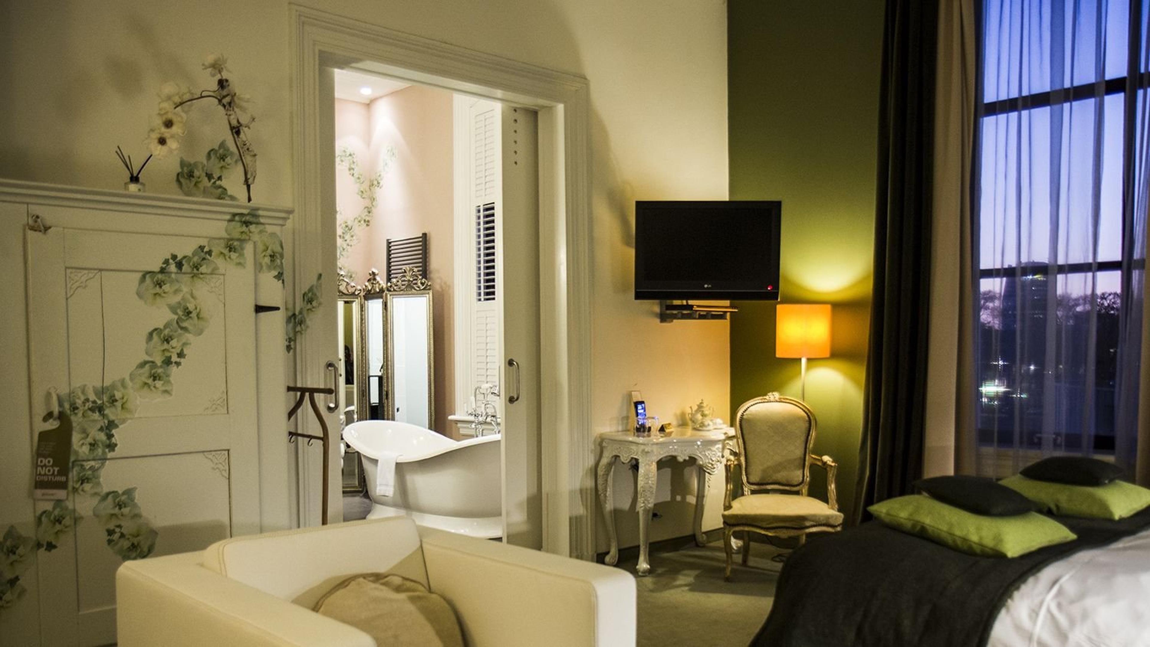 Hotel Photo 5