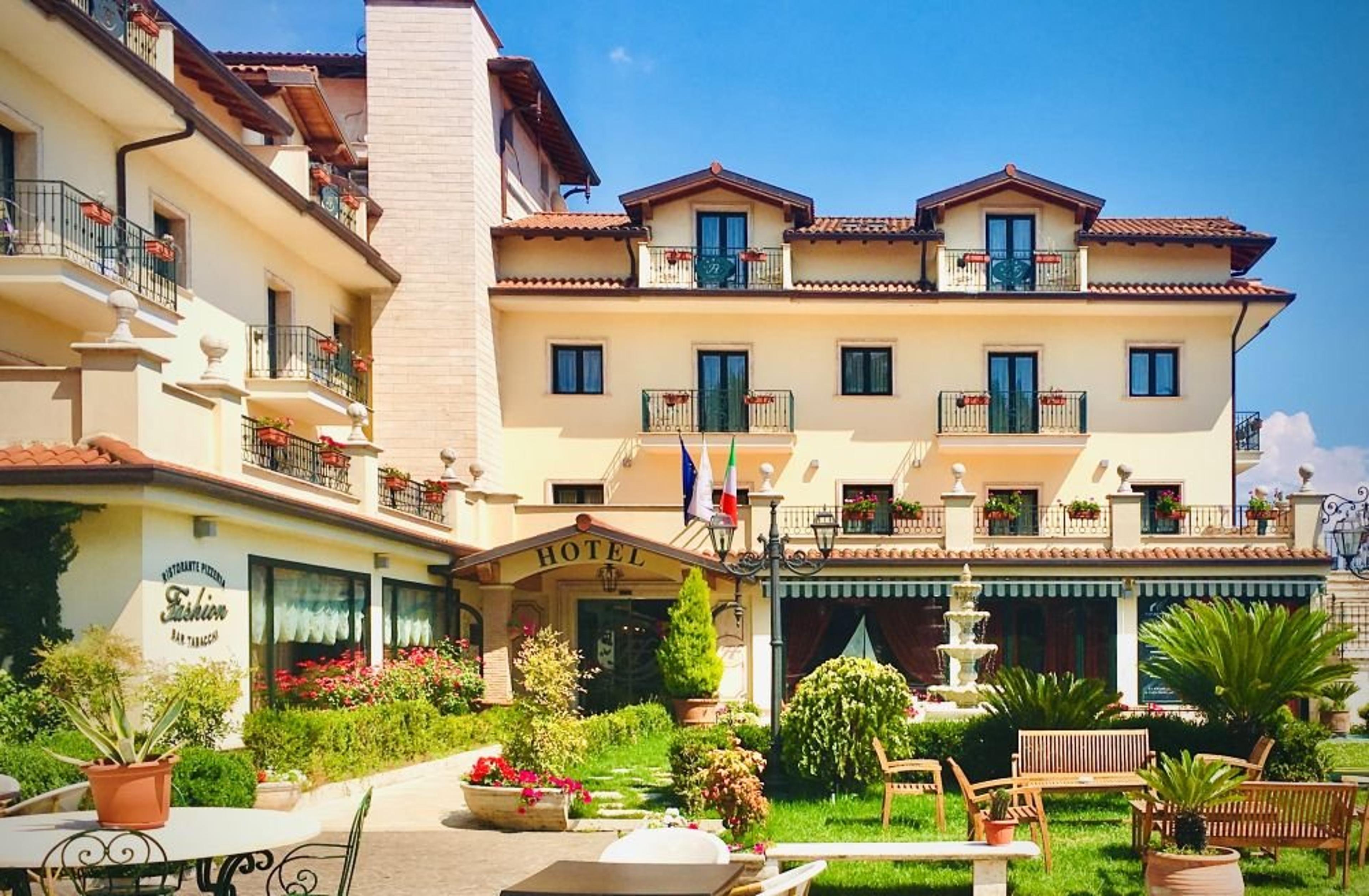 Hotel Photo 5