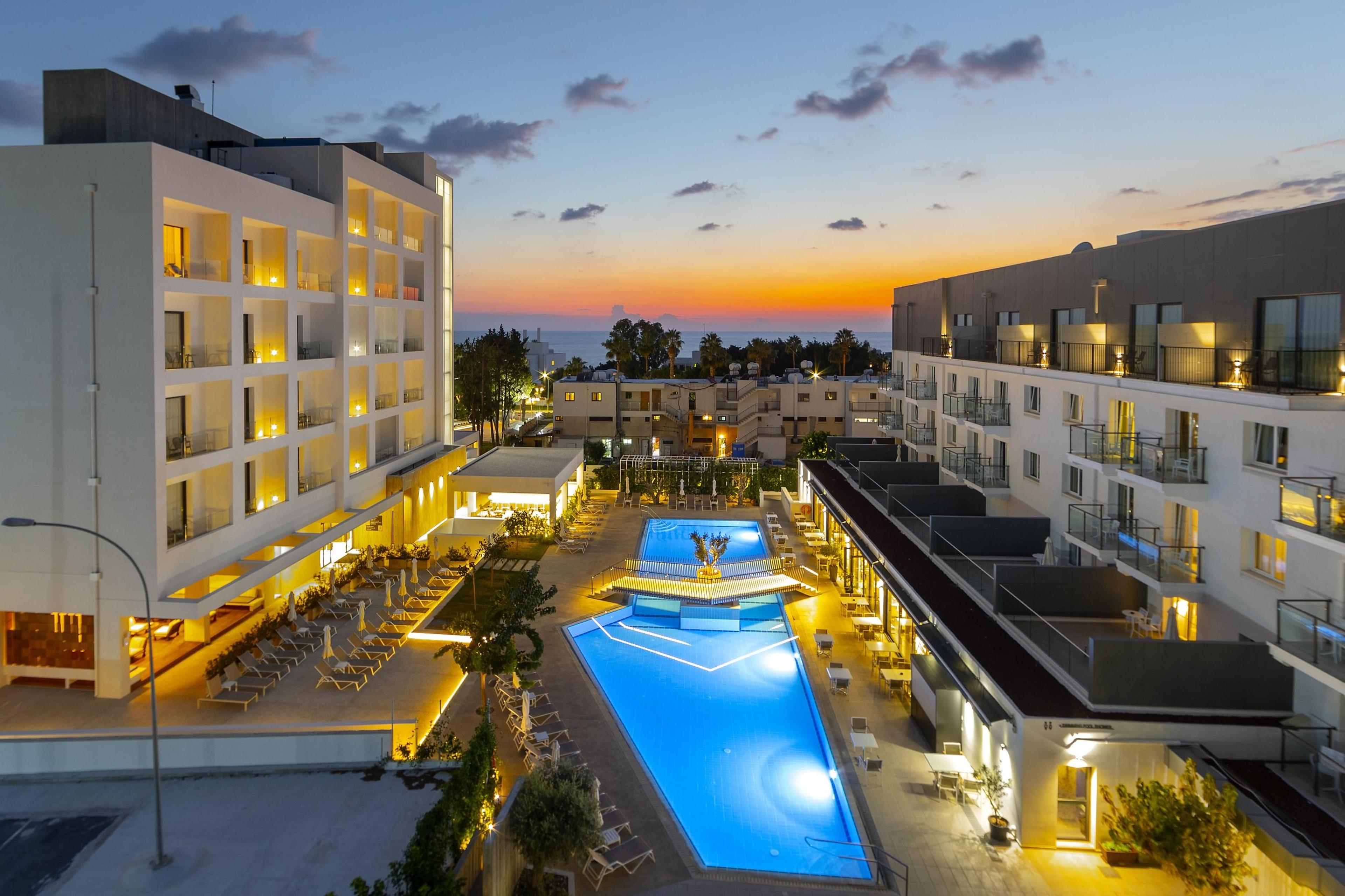 ANEMI HOTEL AND SUITES