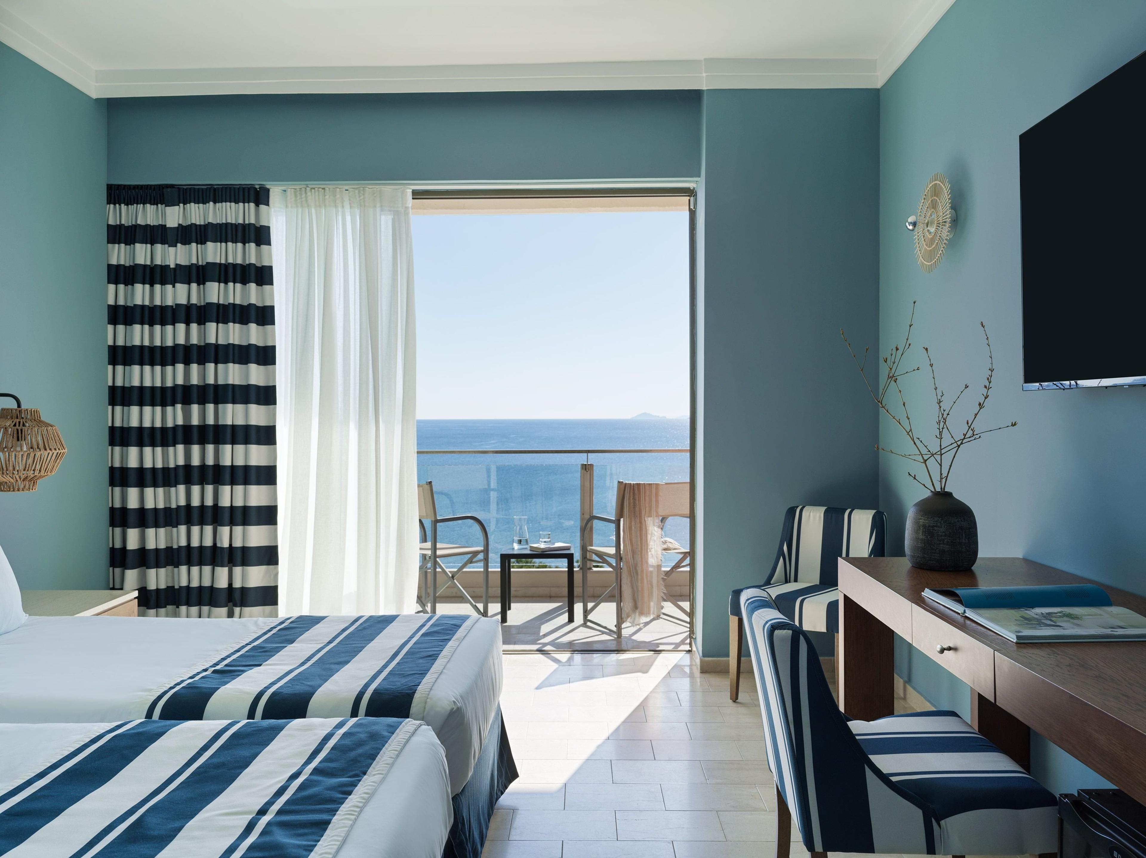 KALAMAKI BEACH HOTEL