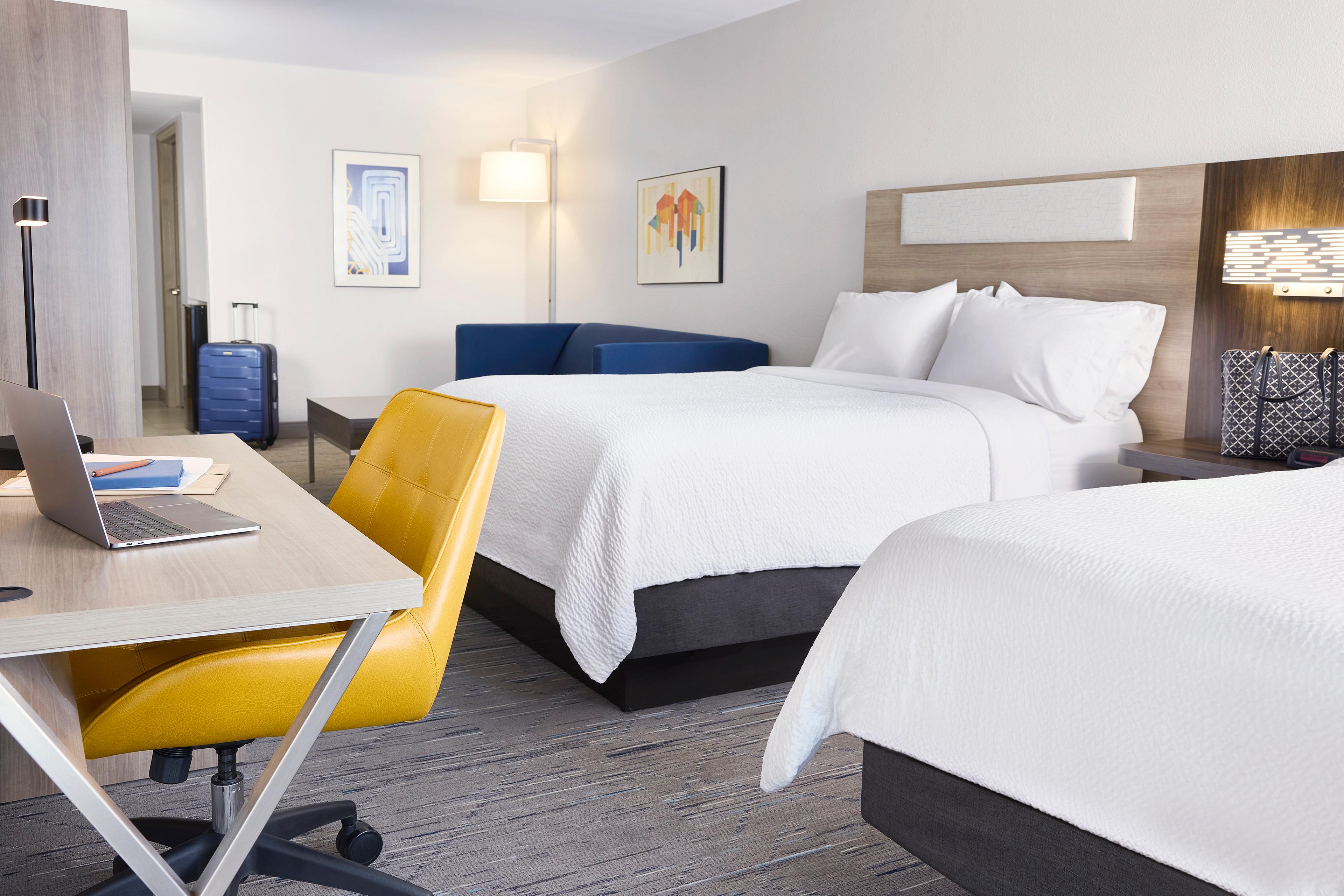 HOLIDAY INN EXP STES WEATHERFORD BY