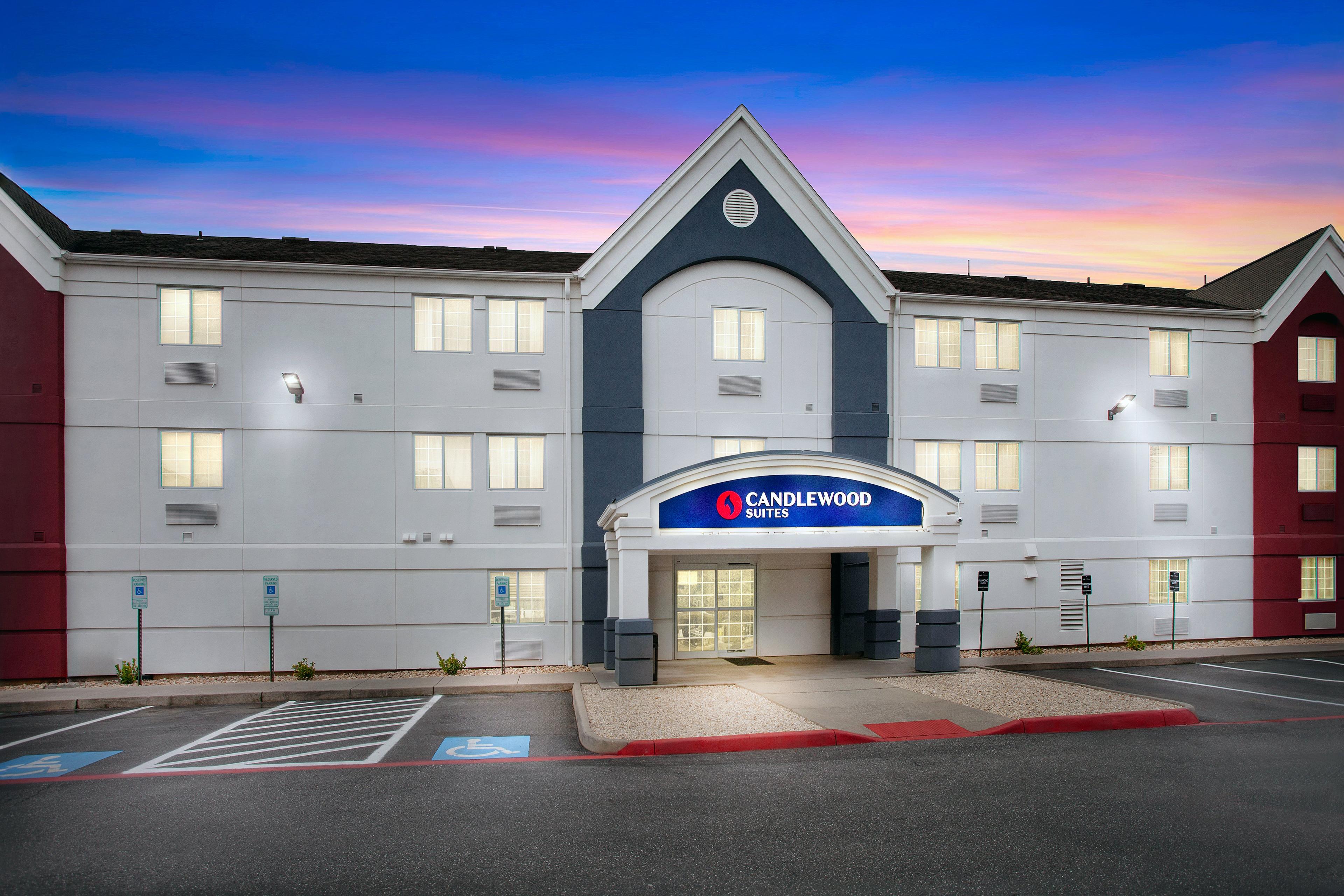 CANDLEWOOD SUITES HARRISONBURG BY I