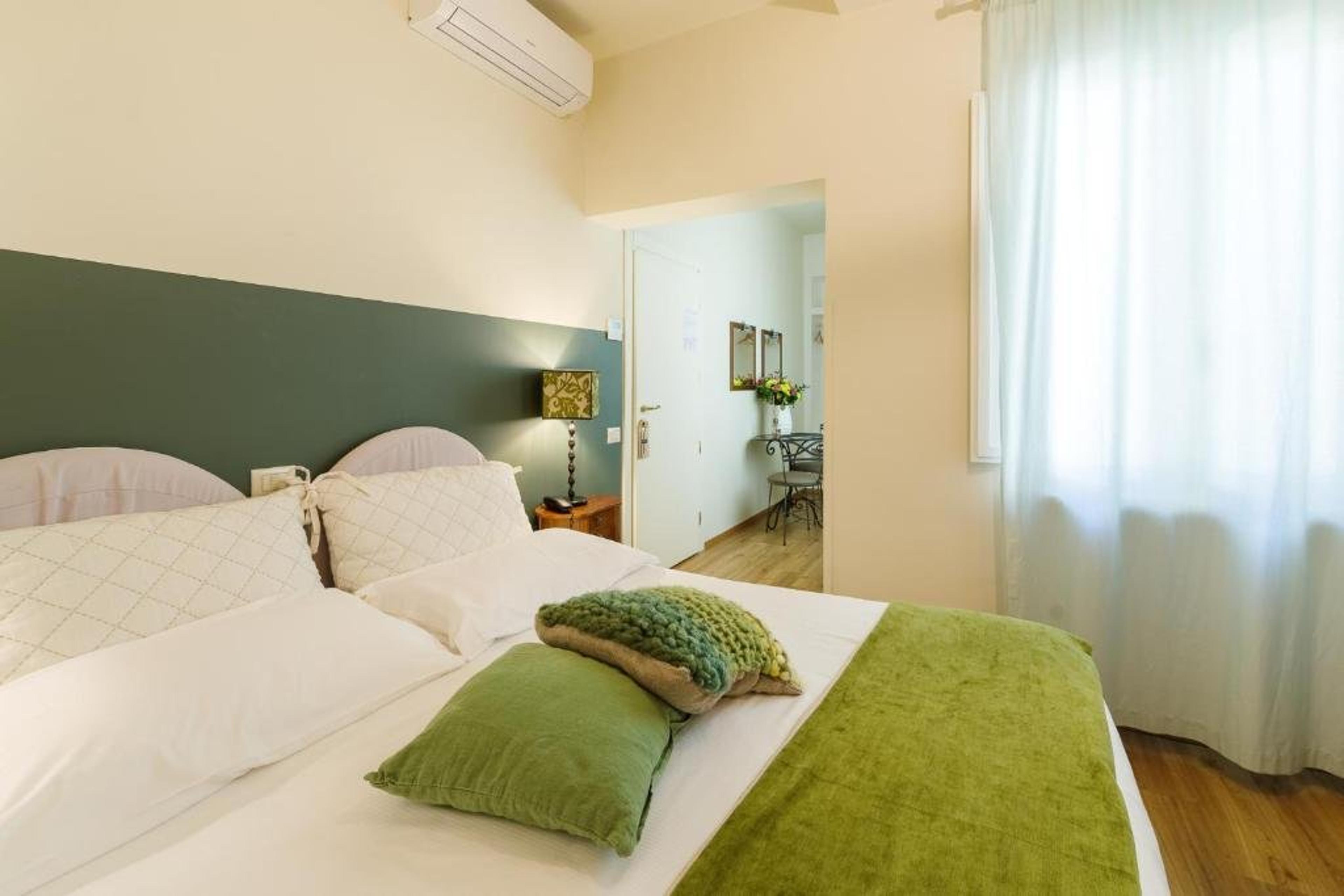 AURORA BOUTIQUE HOTEL AND SPA