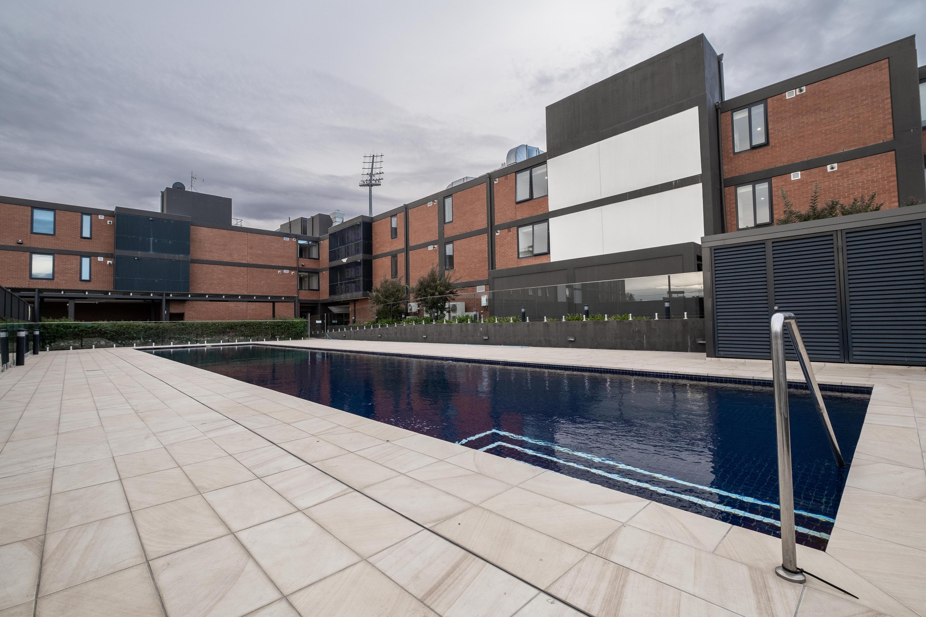 CBD Apartments by the Internat