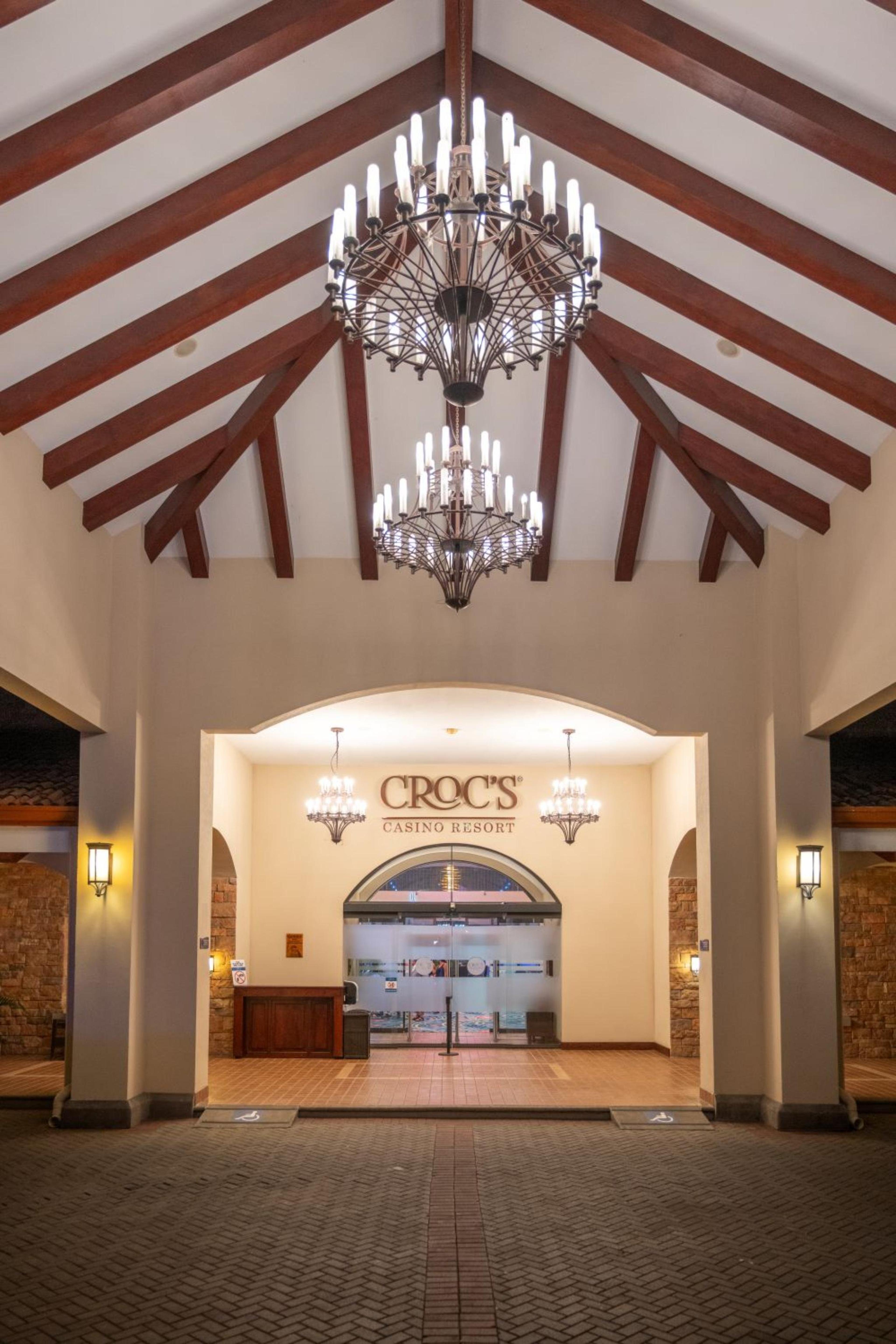 Crocs Resort and Casino