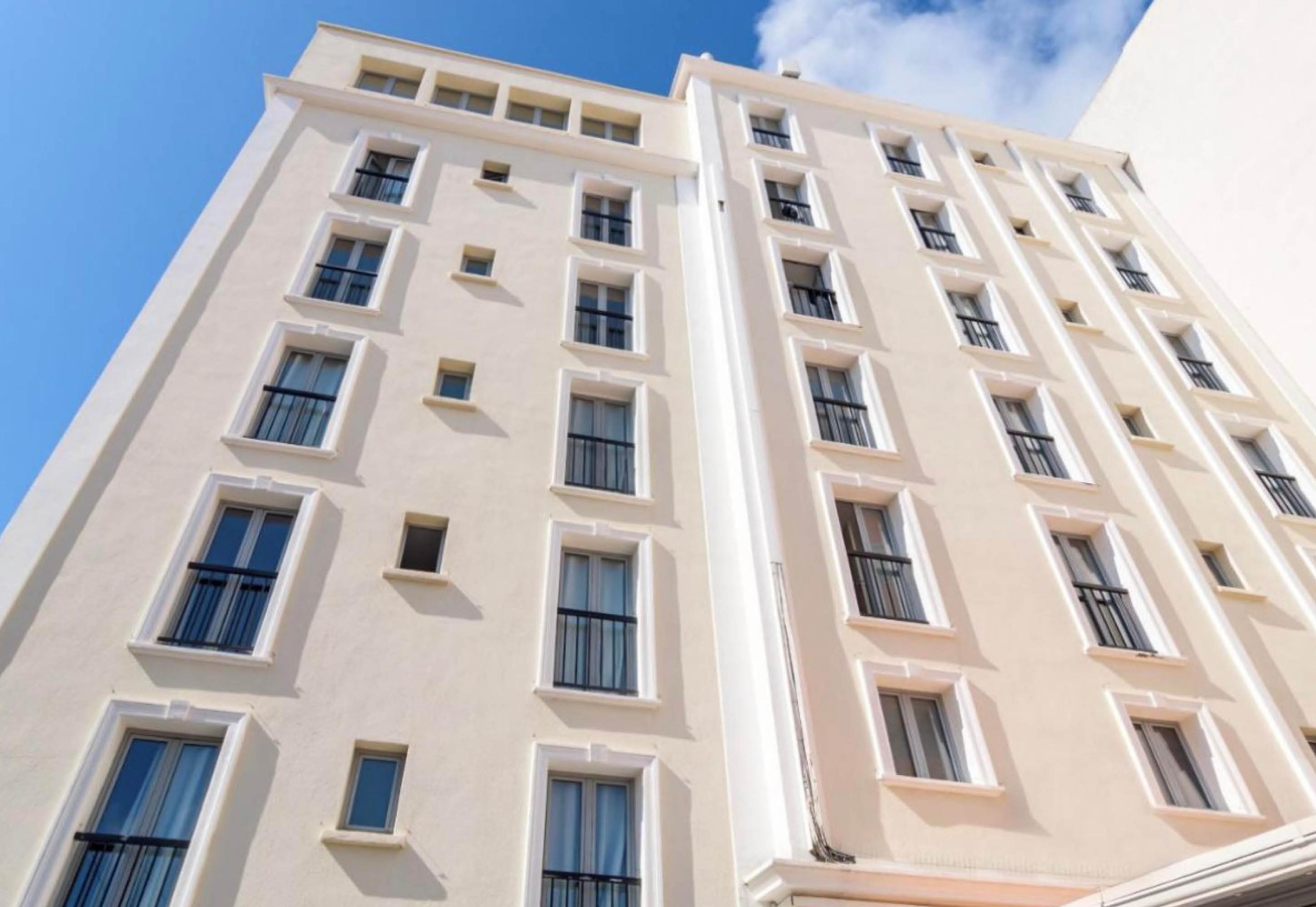 B&B HOTEL ANTIBES JUAN-LES-PINS