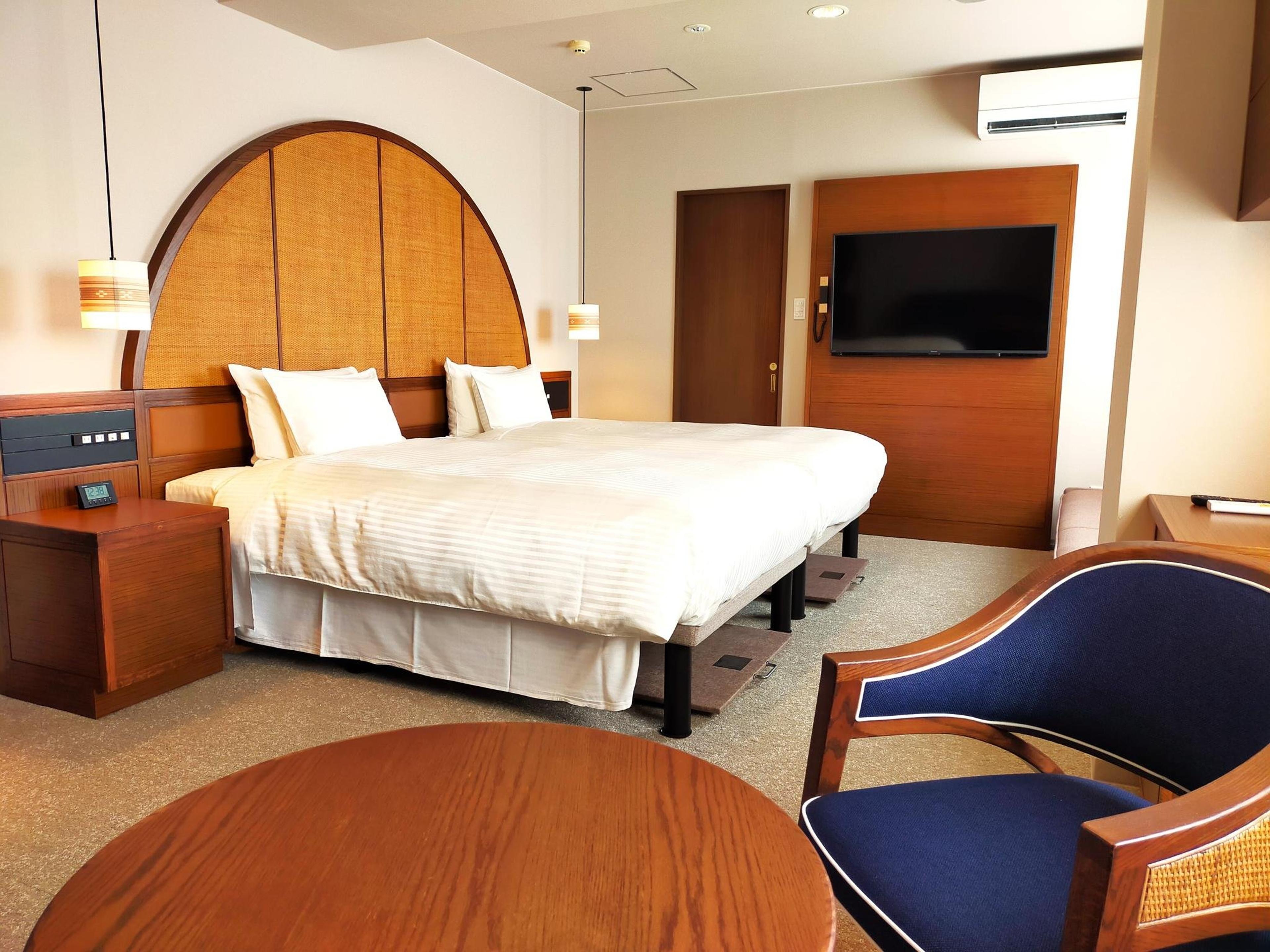 Palm Royal Resort Kokusai St