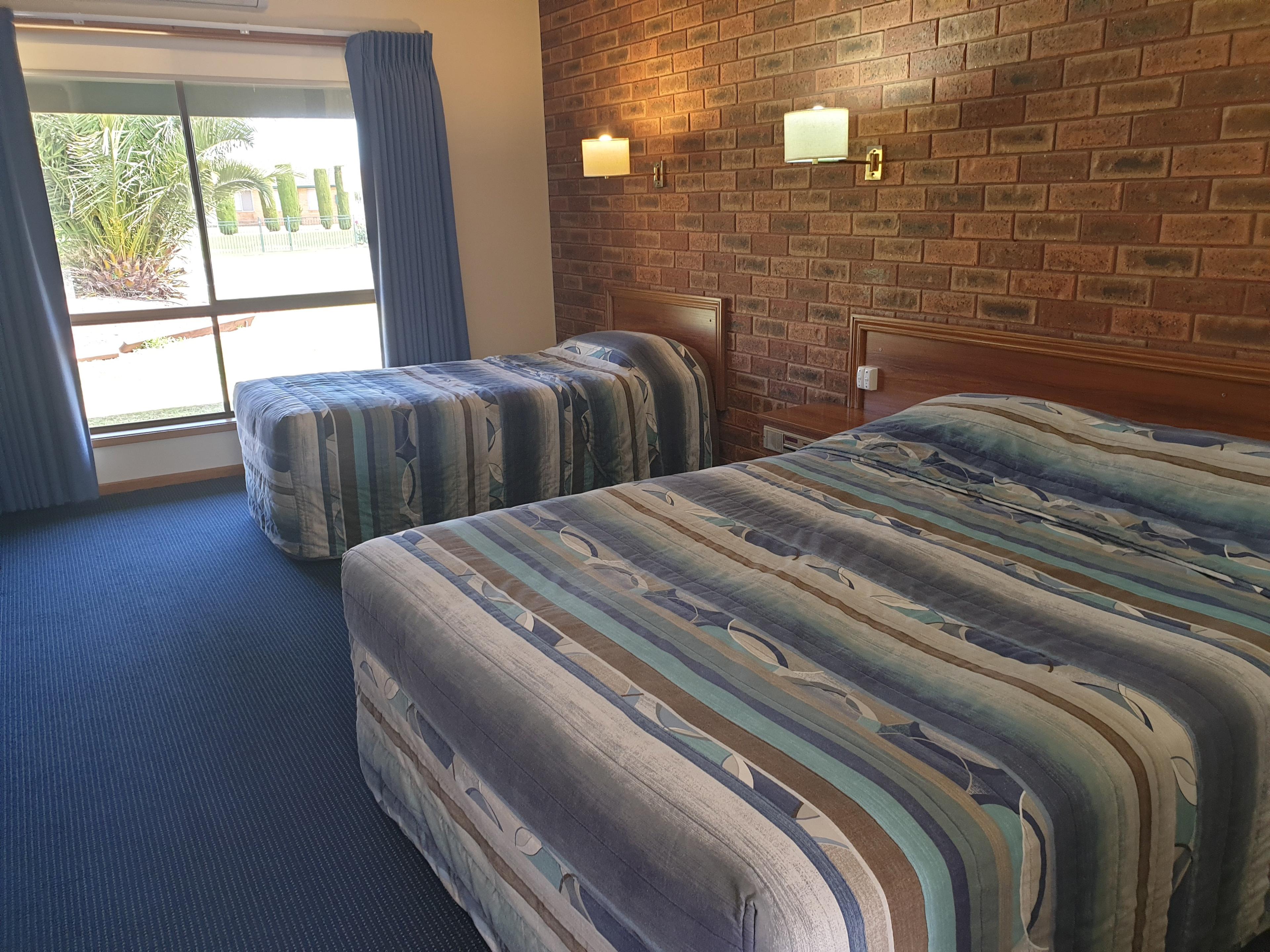 FINLEY PALM MOTOR INN