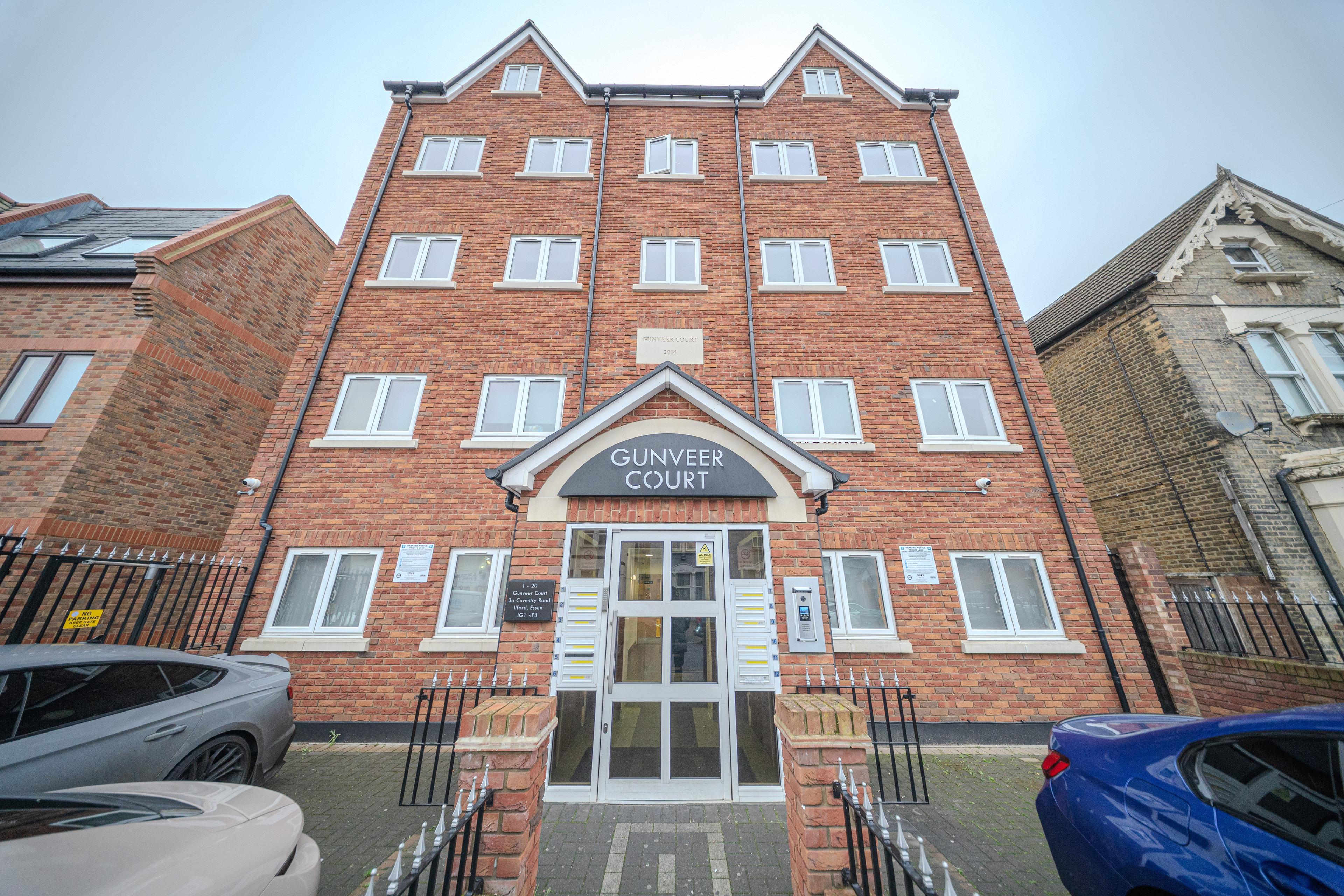 ILFORD LUXURY APARTMENTS