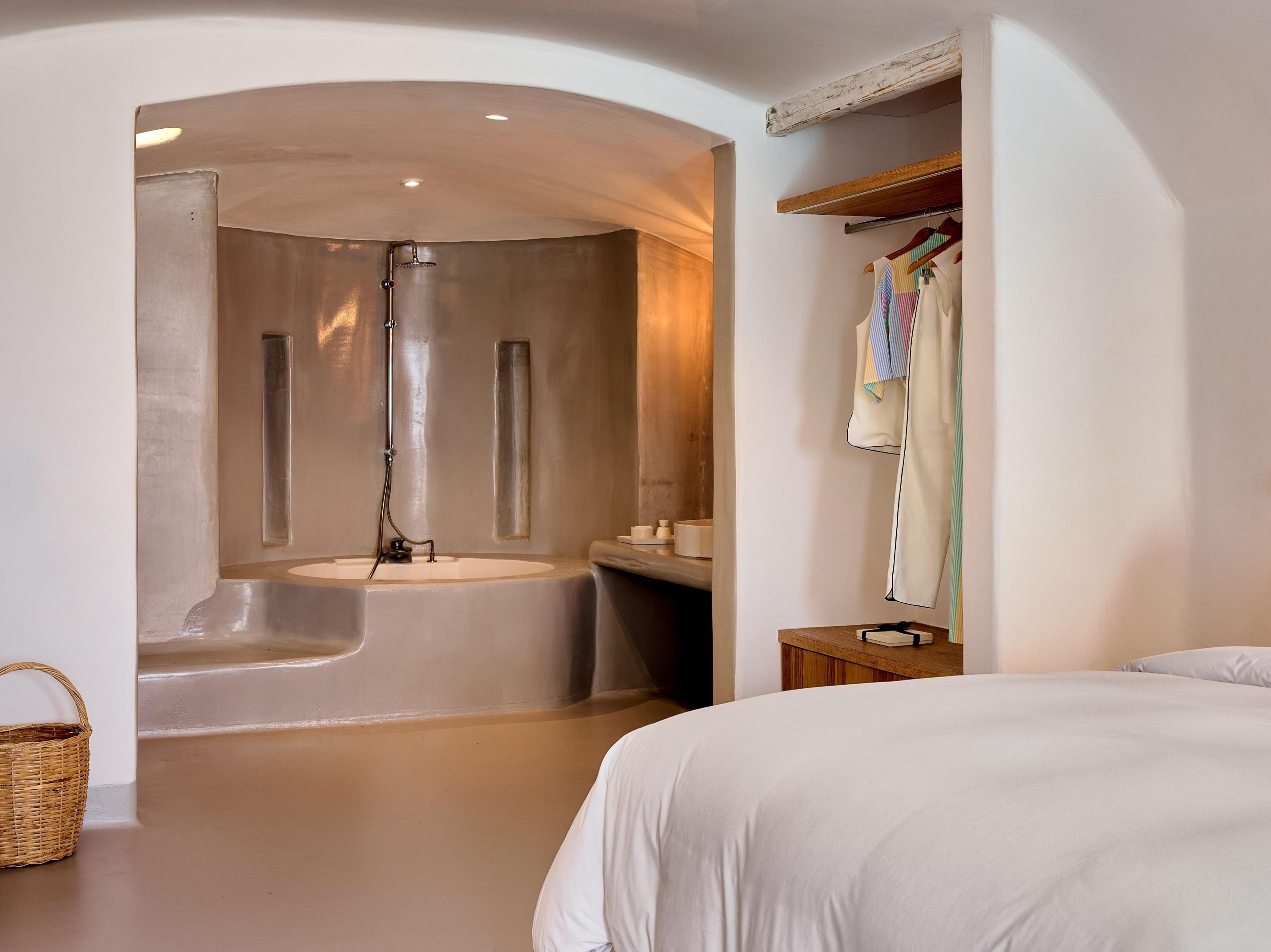 MYKONOS BLU A GRECOTEL RESORT TO LI