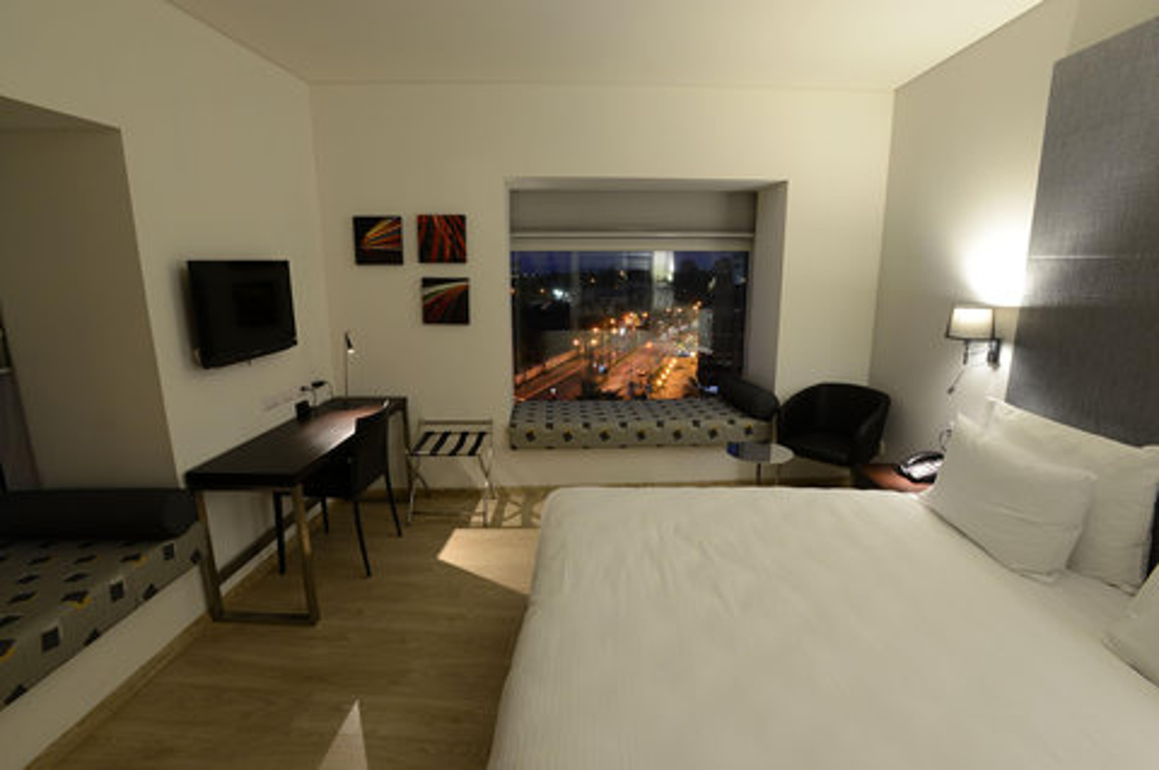 BENJAMIN HOTEL
