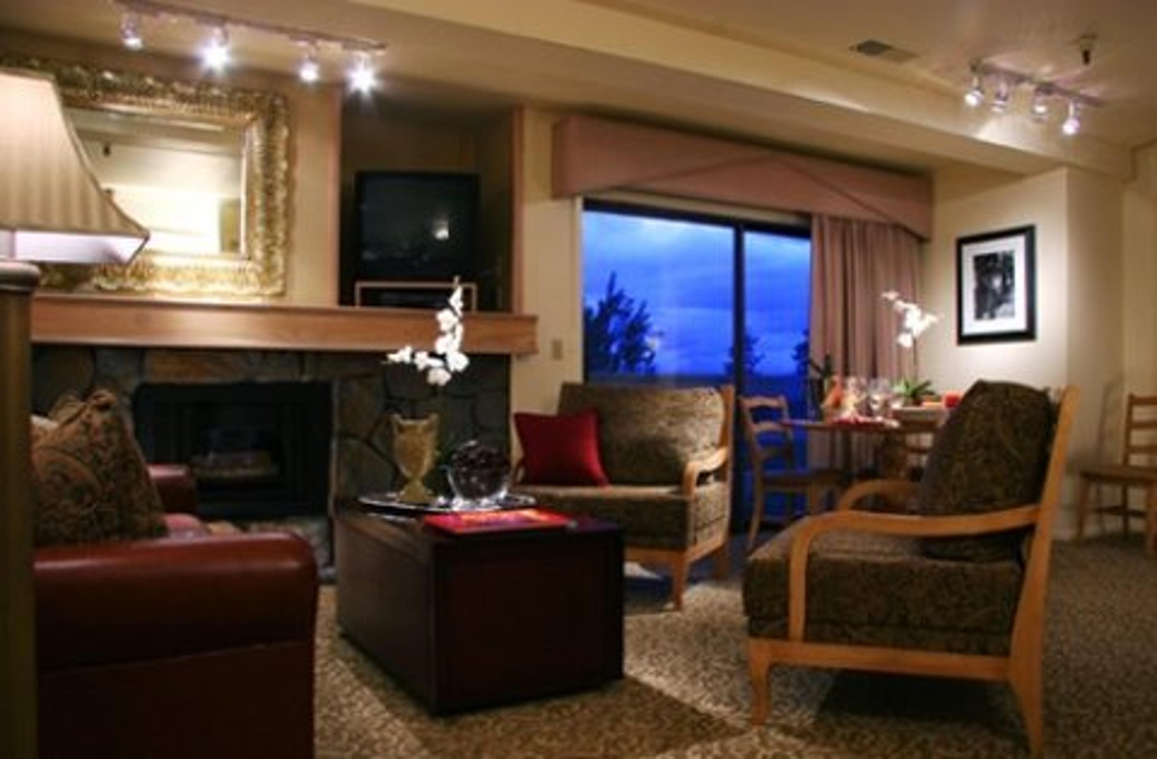 THE LODGE AT KINGSBURY