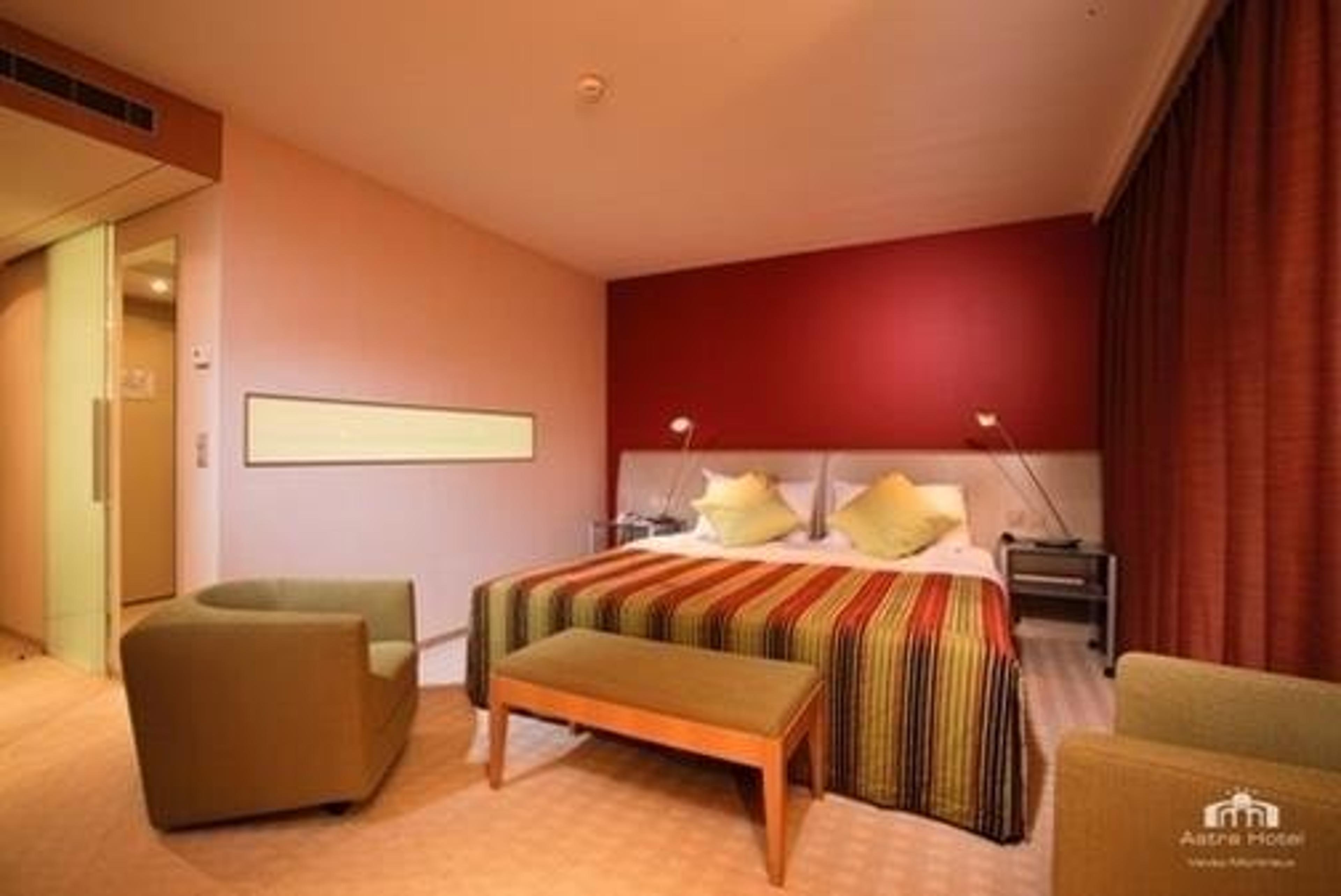 ASTRA HOTEL VEVEY