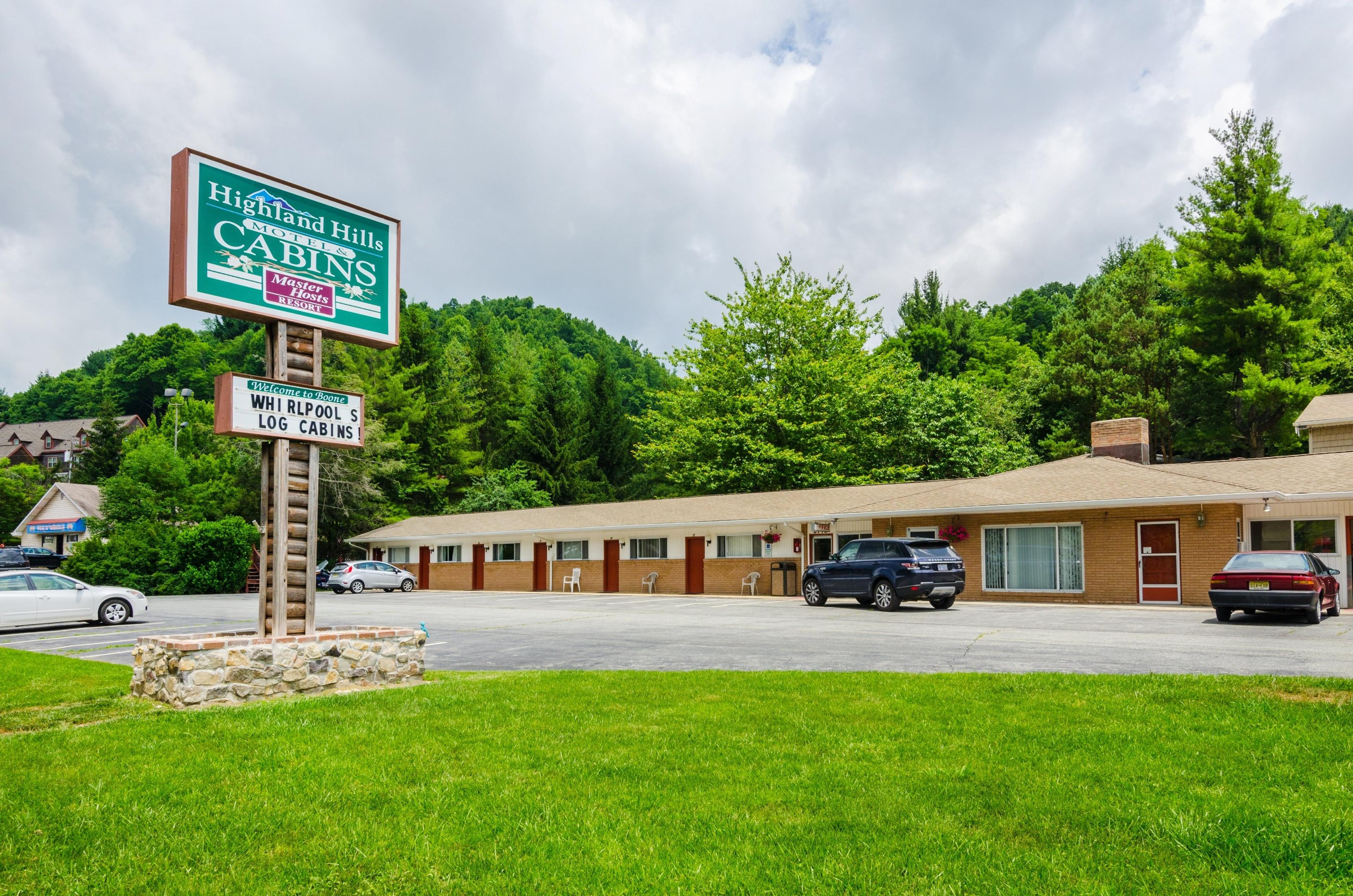 HIGHLAND HILLS CABINS