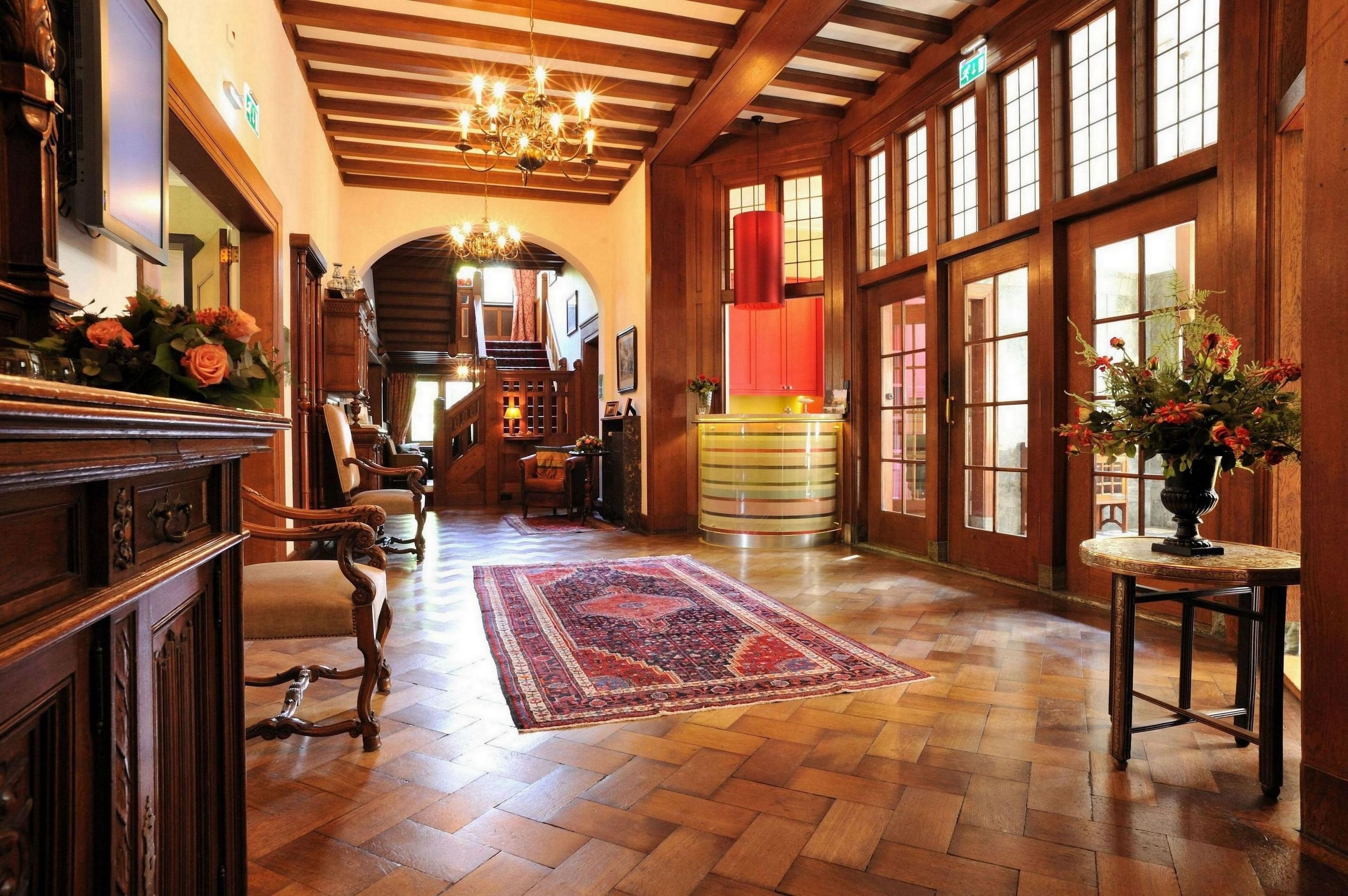 Hotel Photo 1