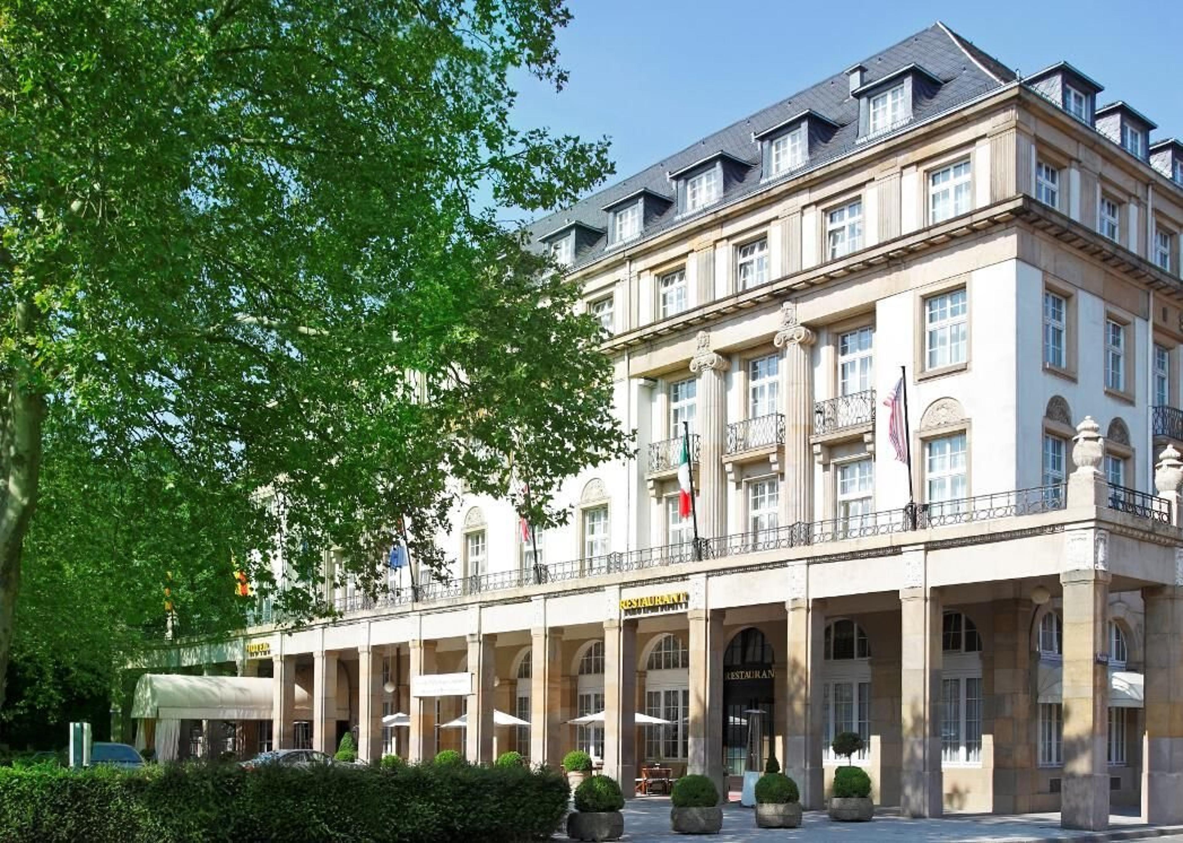 SCHLOSSHOTEL KARLSRUHE