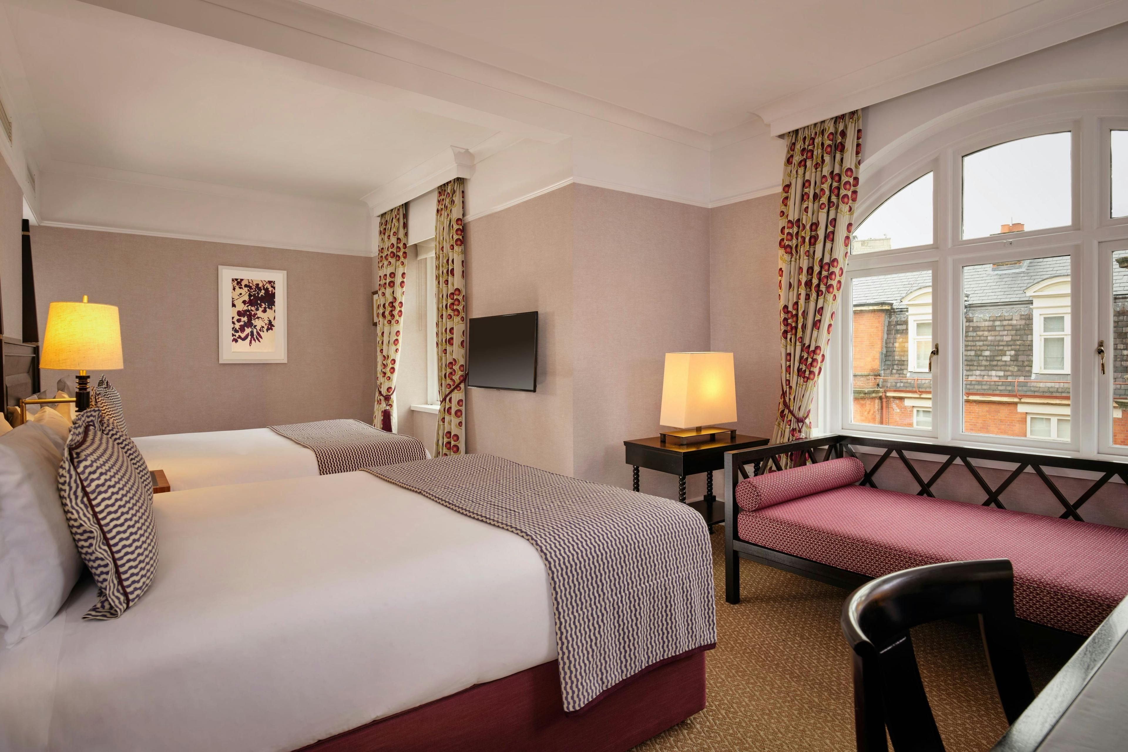 St. Ermin's Hotel, Autograph Collection