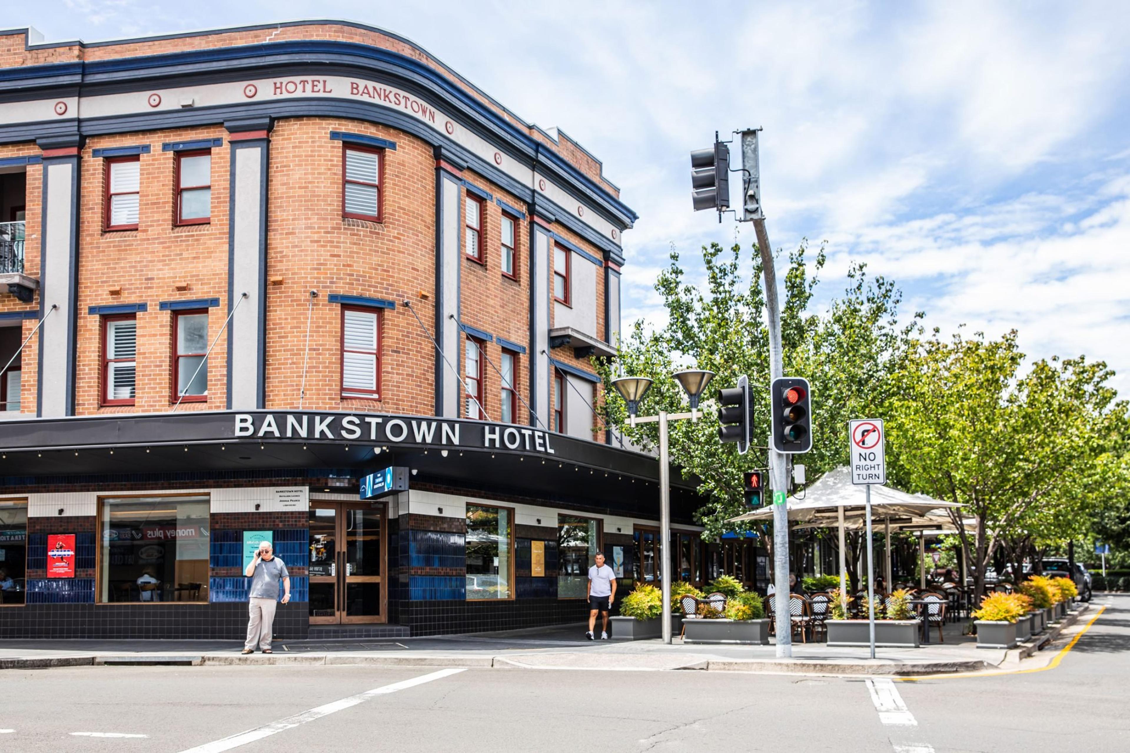 BANKSTOWN HOTEL