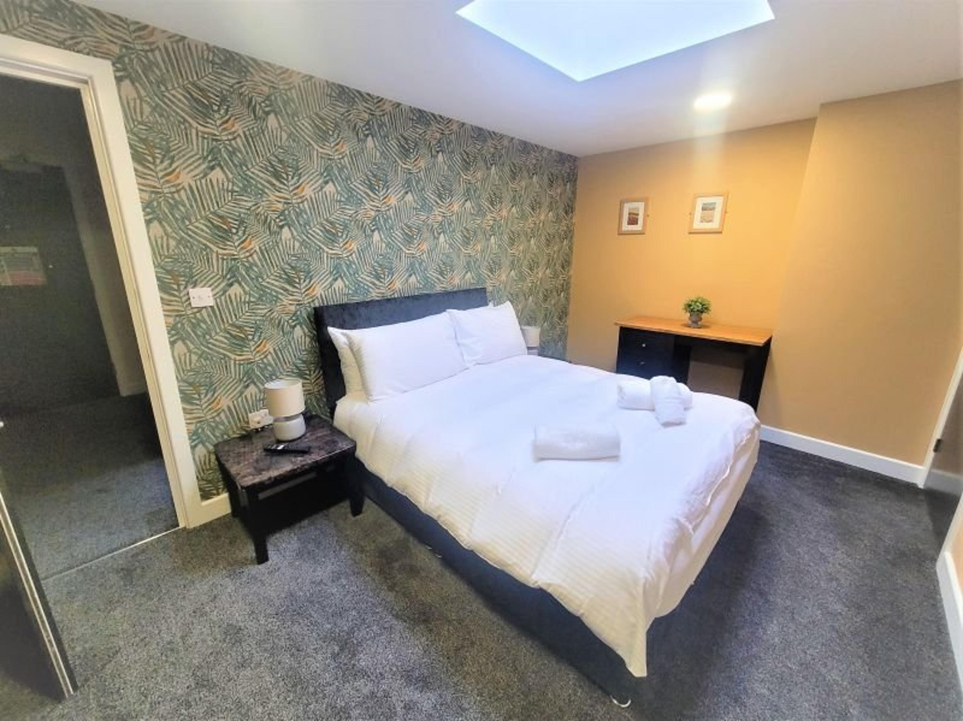FRIARY HOUSE SERVICED APARTMEN