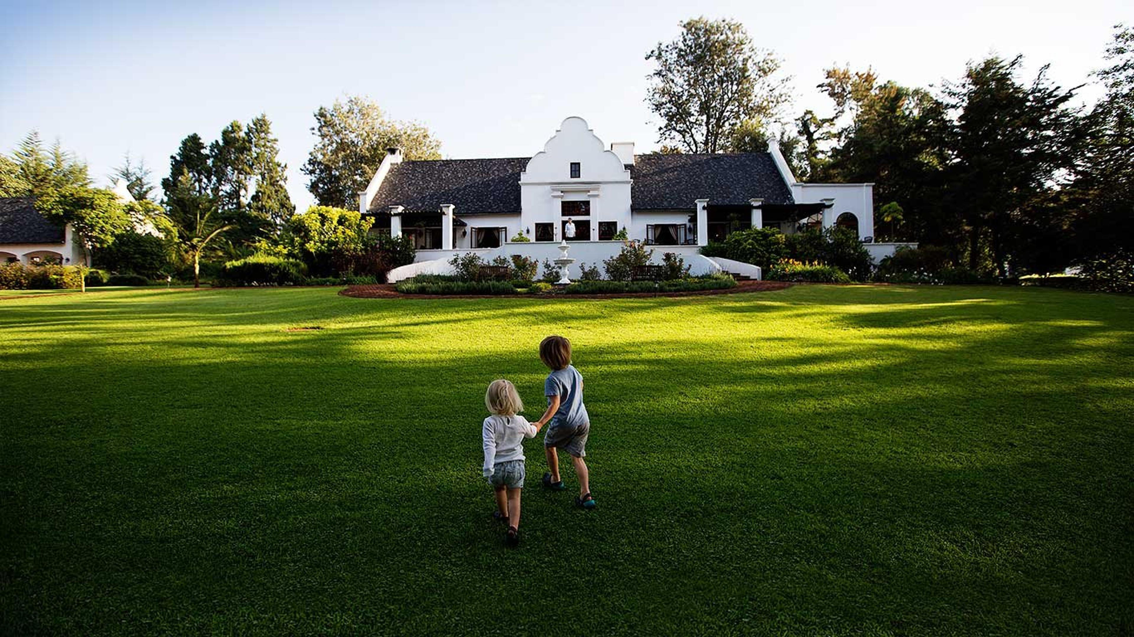 ELEWANA THE MANOR AT NGORONGOR