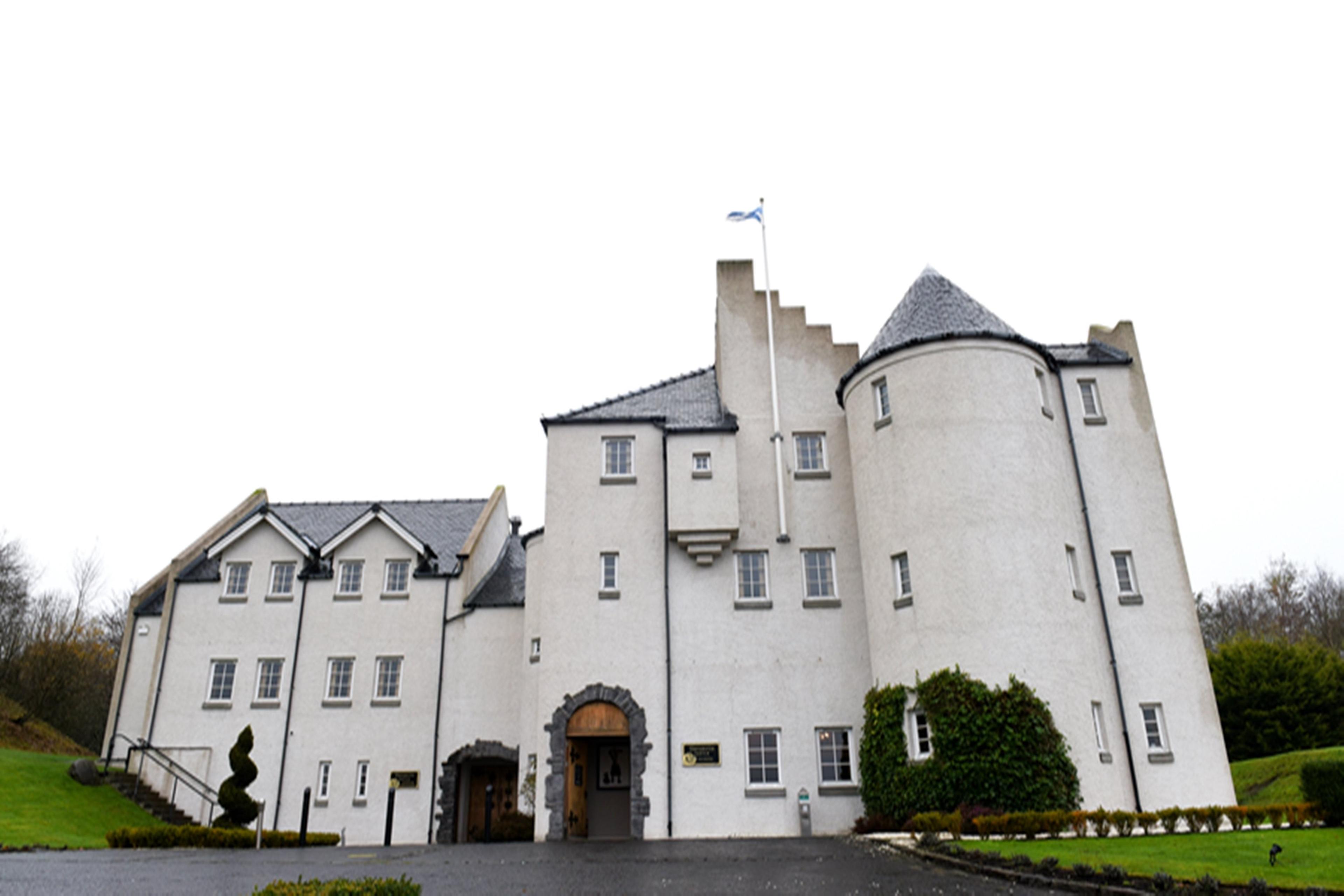 Glenskirlie Castle Hotel