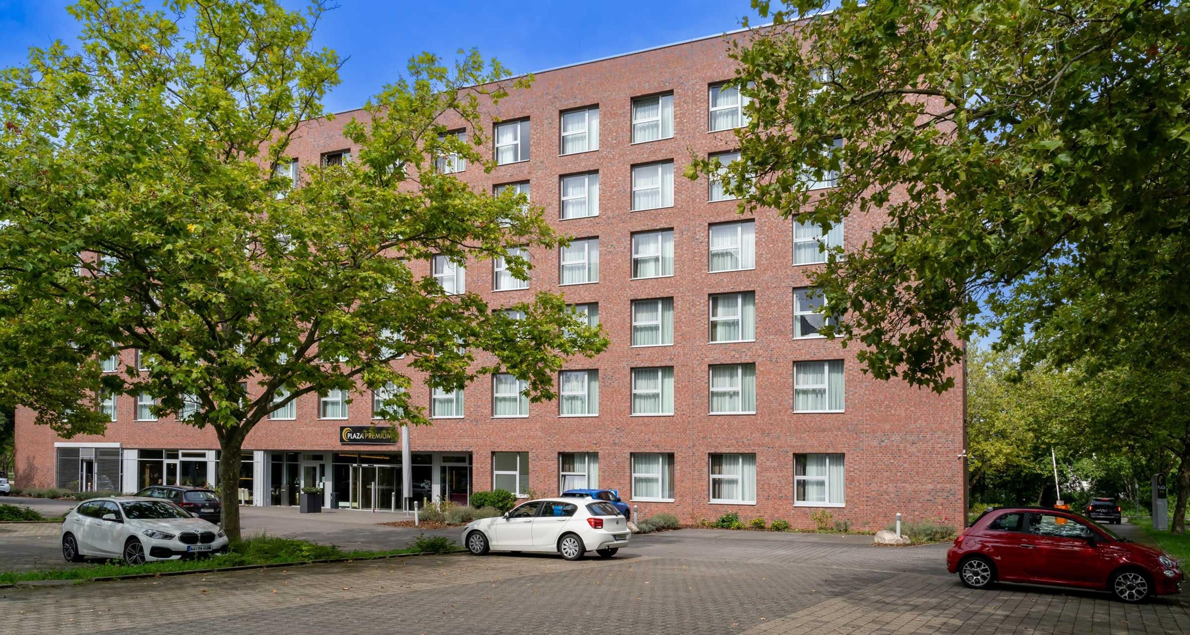 PLAZA PREMIUM KARLSRUHE