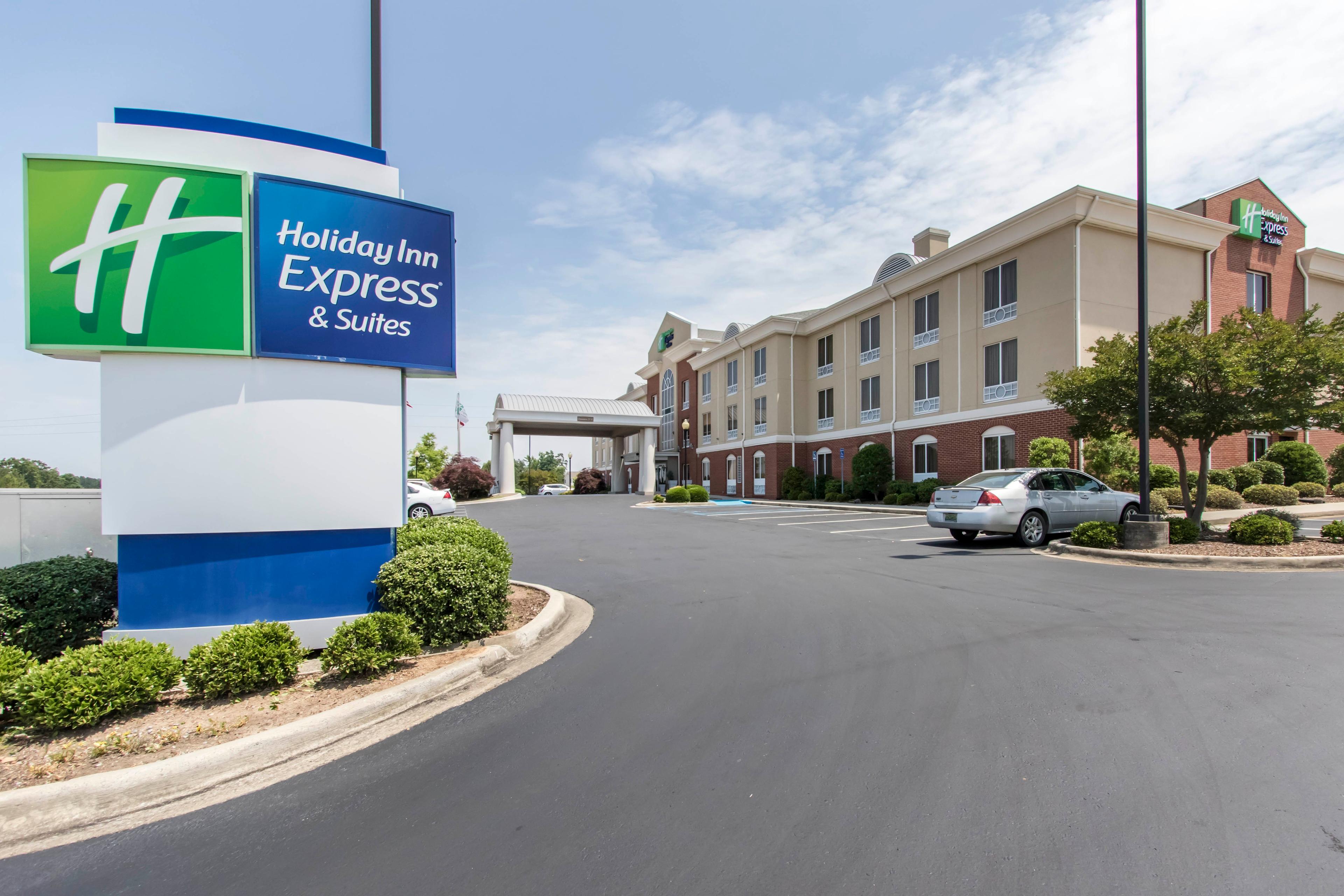HOLIDAY INN EXP STES CULLMAN BY IHG