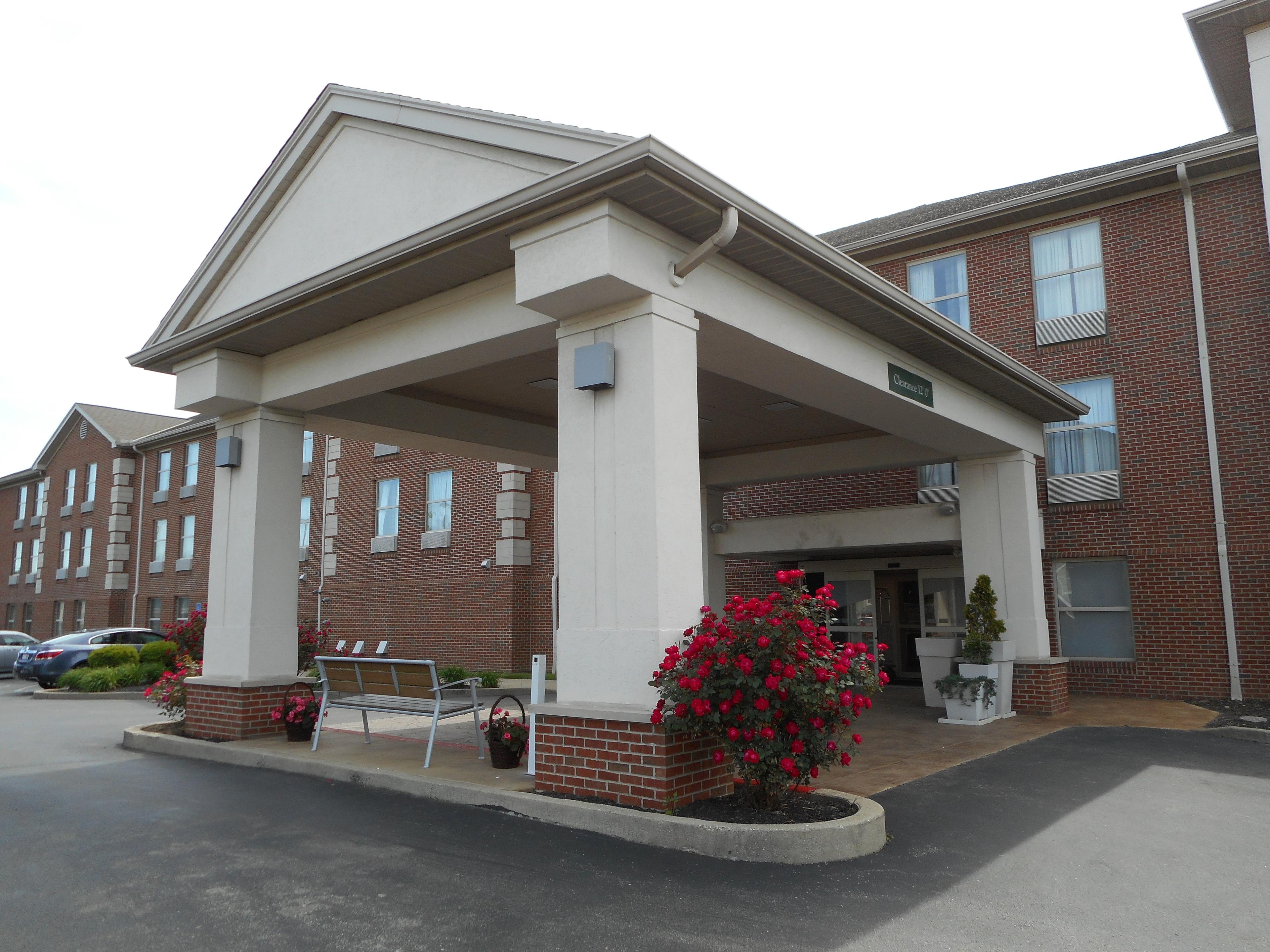 HOLIDAY INN EXPRESS FAIRFIELD BY IH