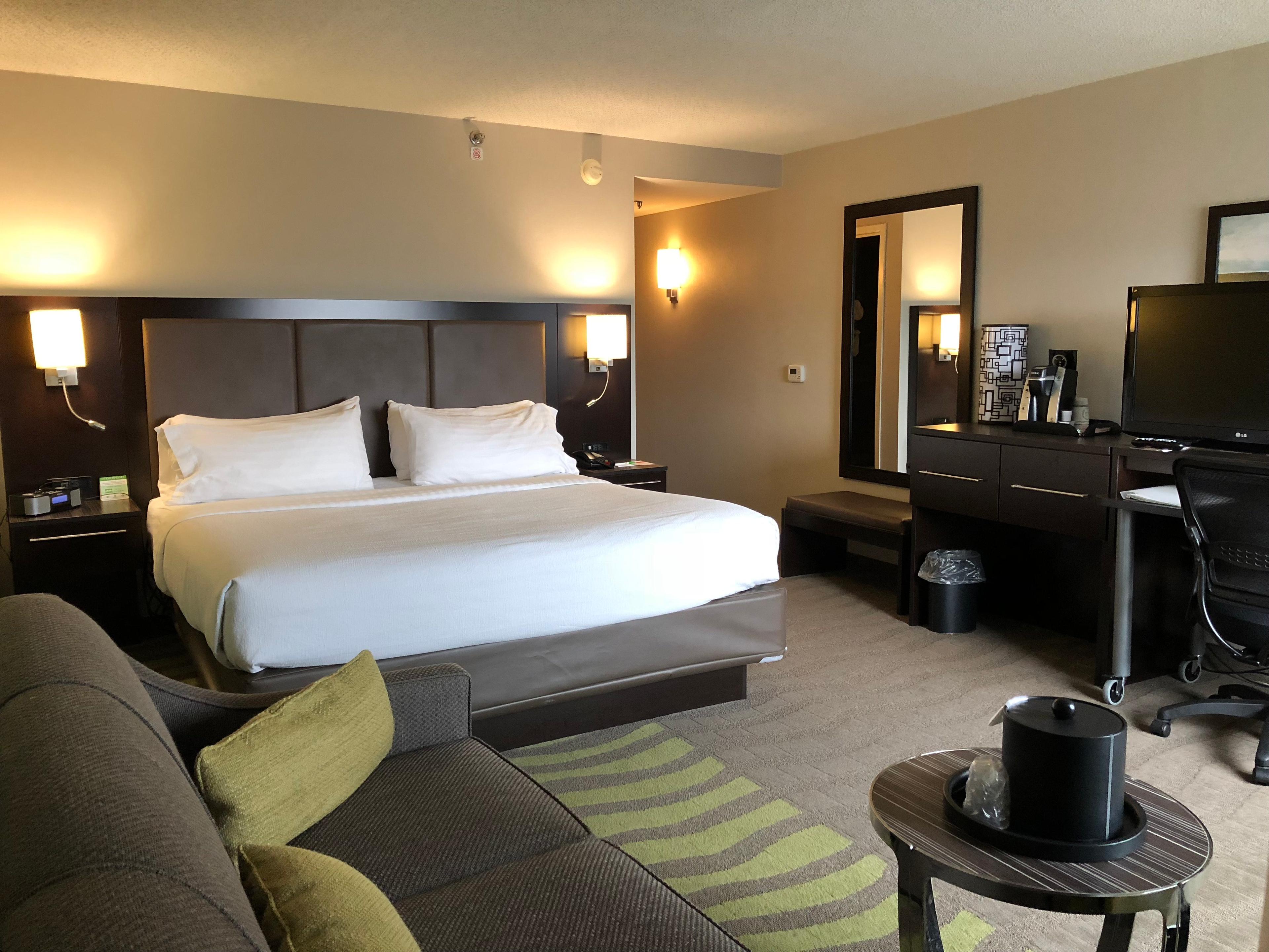 HOLIDAY INN WILKES BARRE EAST M BY