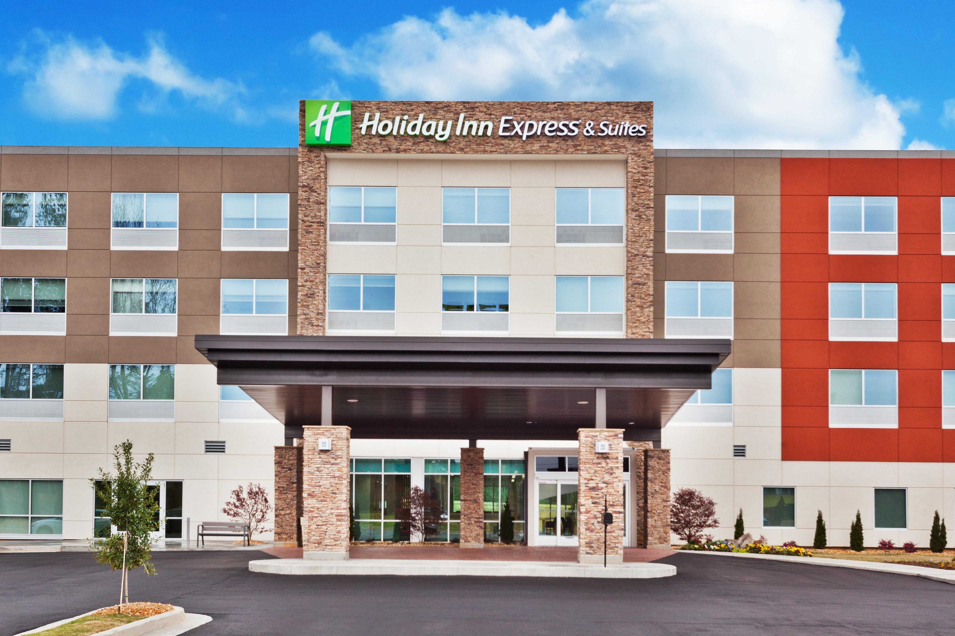 HOLIDAY INN EXP STES CARTERSVILLE B