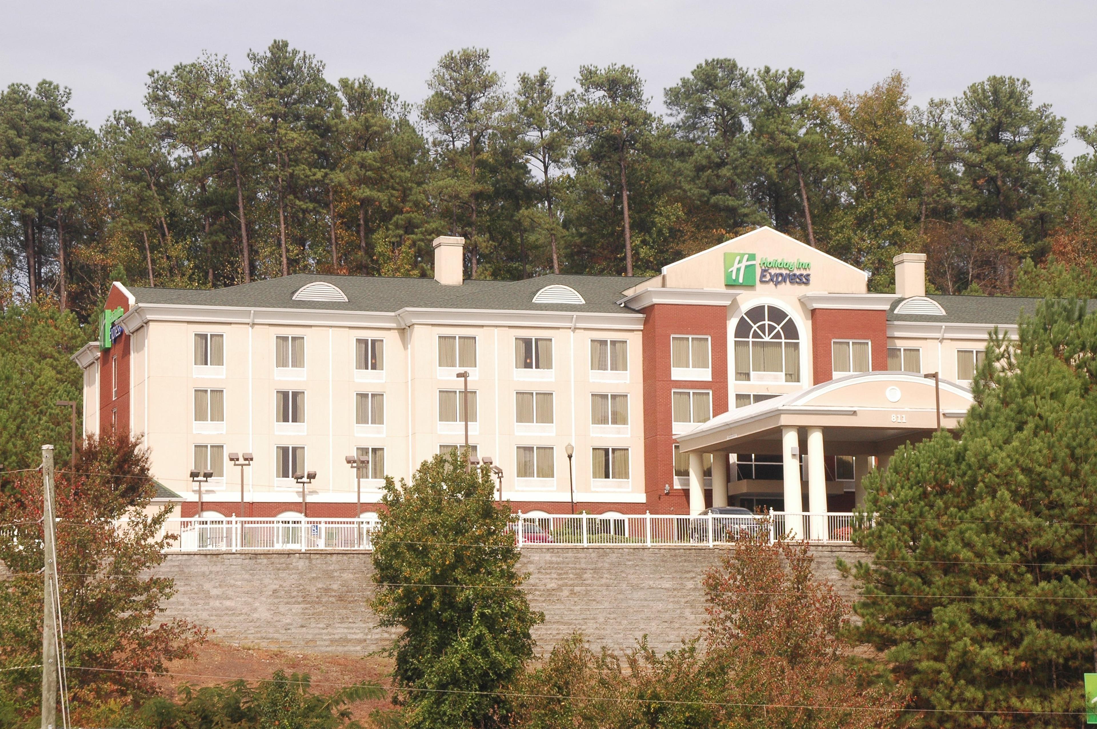 HOLIDAY INN EXP HTLS AND STES