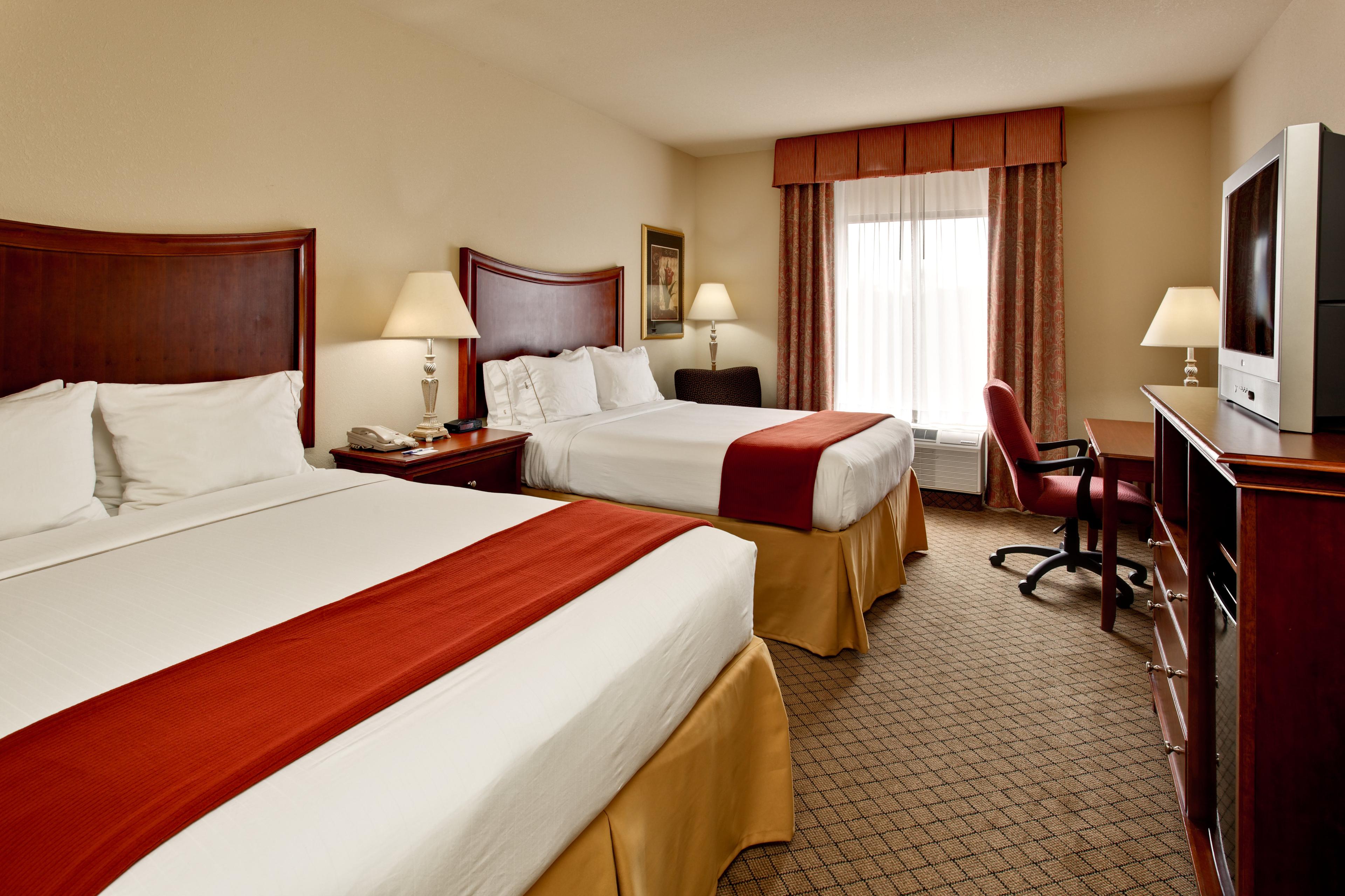 HOLIDAY INN EXP STES COLLEGE BY IHG
