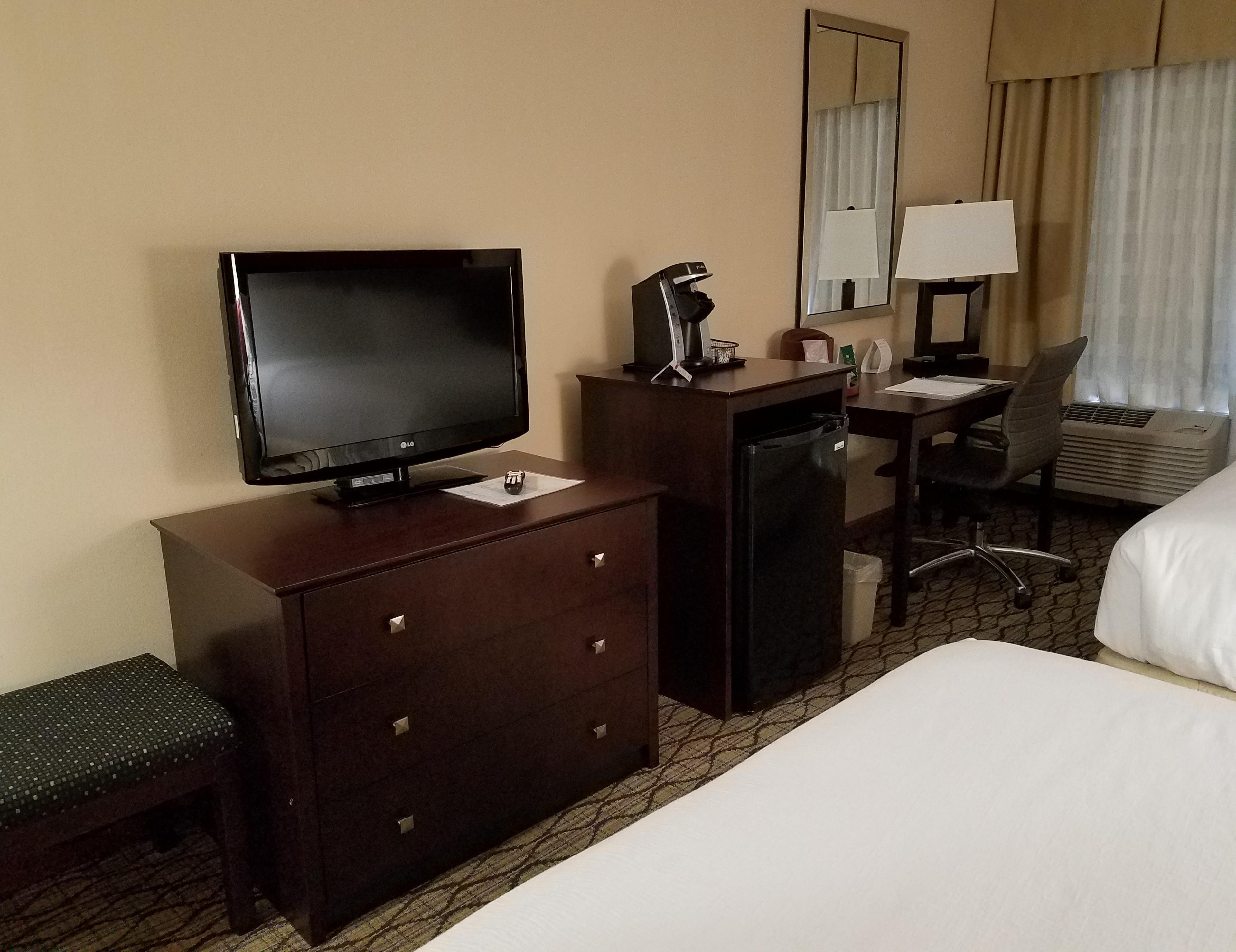 HOLIDAY INN BY IHG