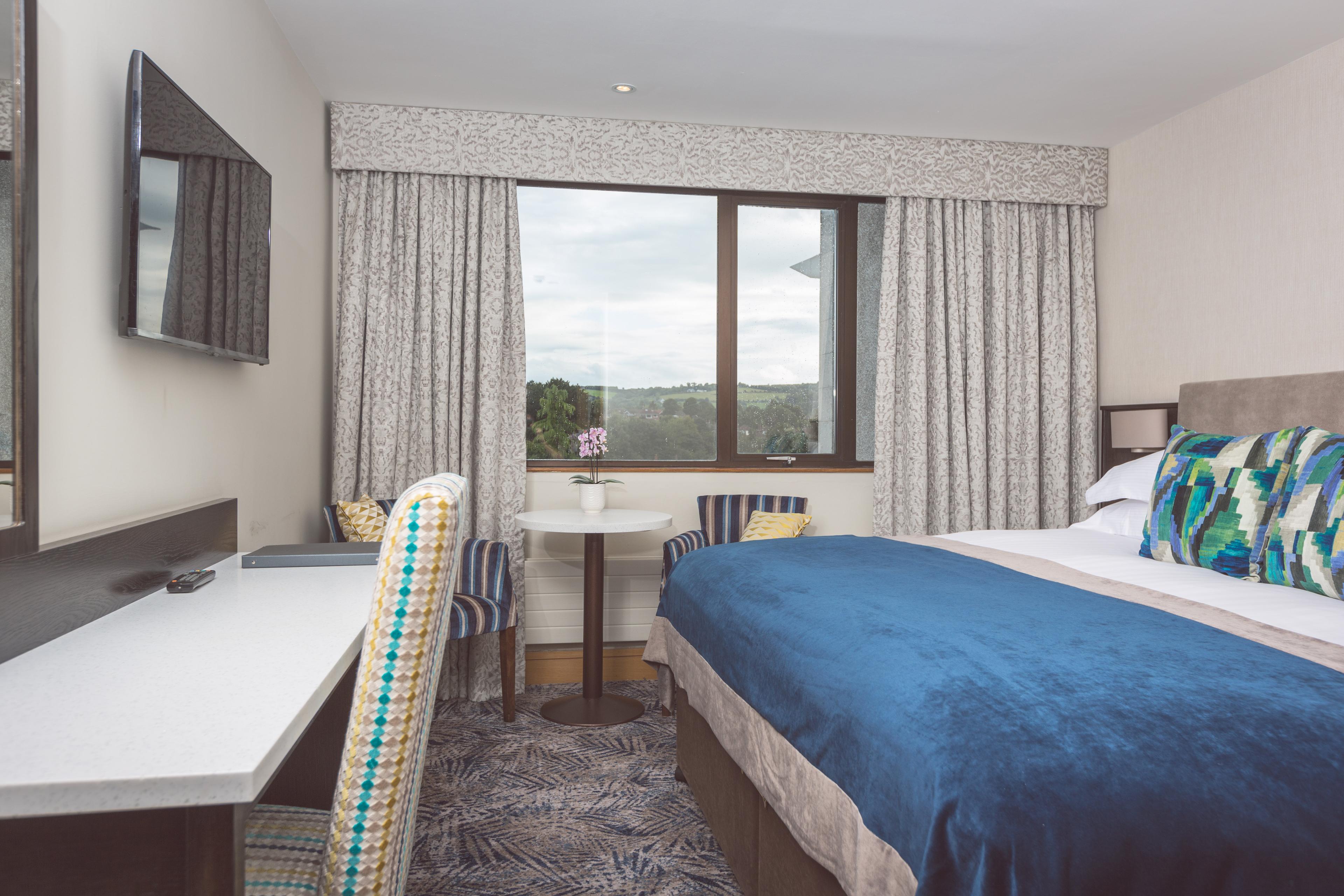 HASTINGS STORMONT HOTEL